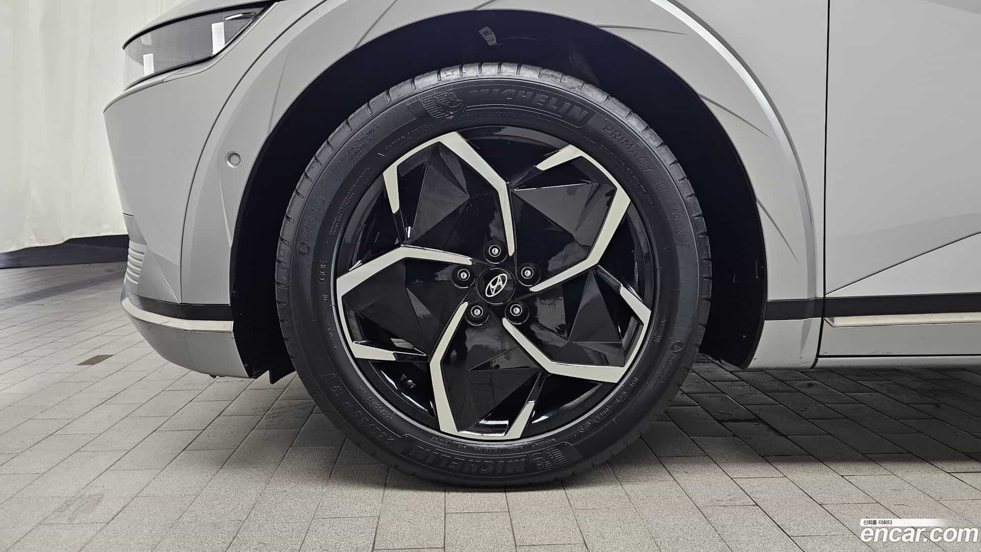 Ioniq5 Hyundai 2023.6-OUTER-005