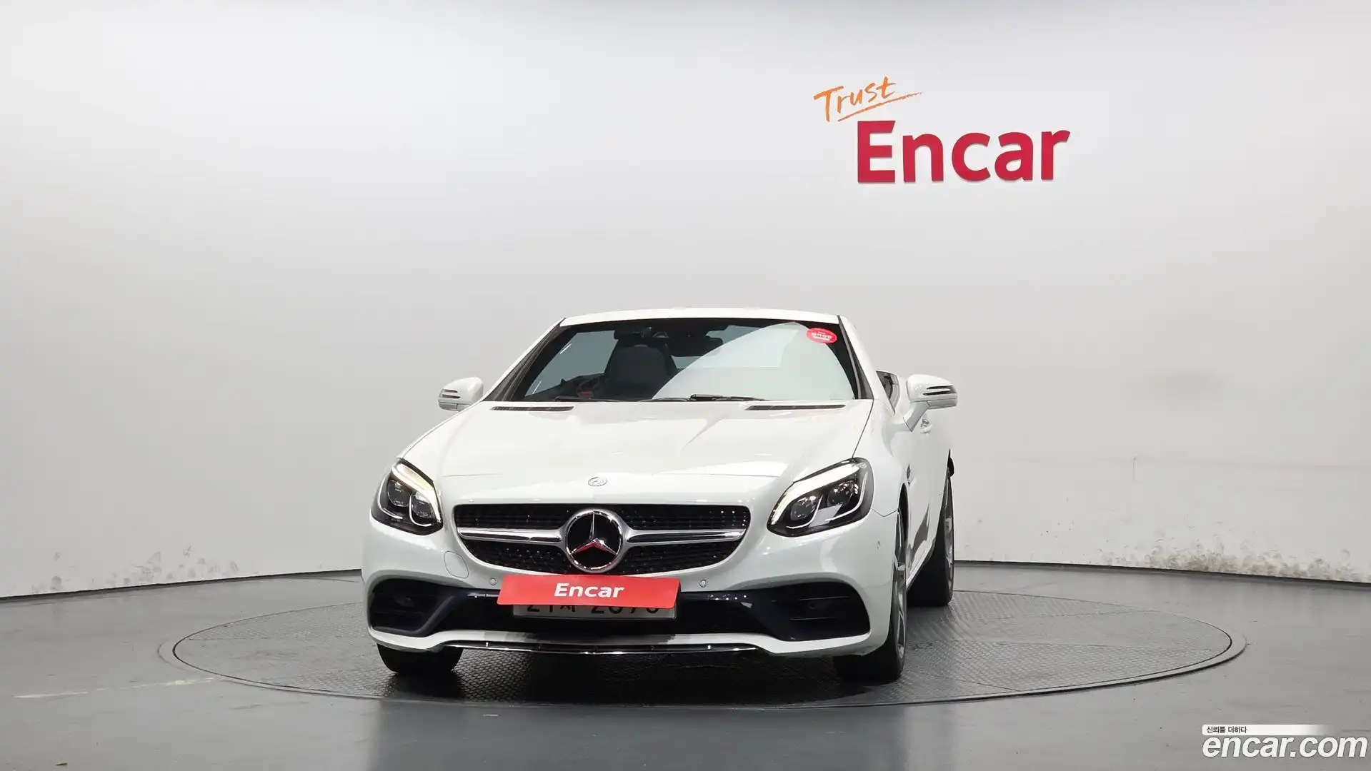 SLC-Class Mercedes-Benz 2017.5-OUTER-003
