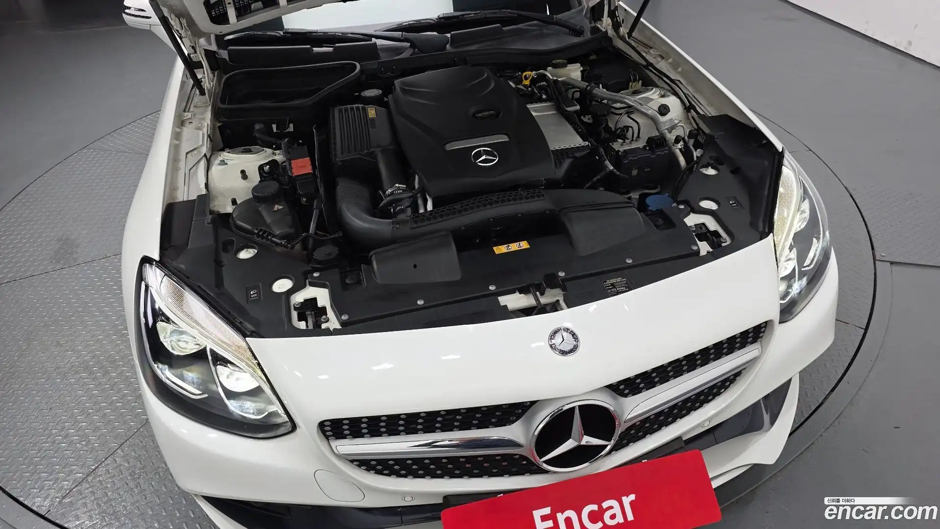 SLC-Class Mercedes-Benz 2017.5-OUTER-006