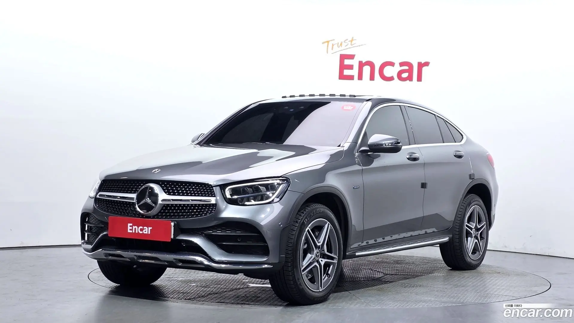 Main__Slider__Photo:GLC-Class Mercedes-Benz 2021.11-0