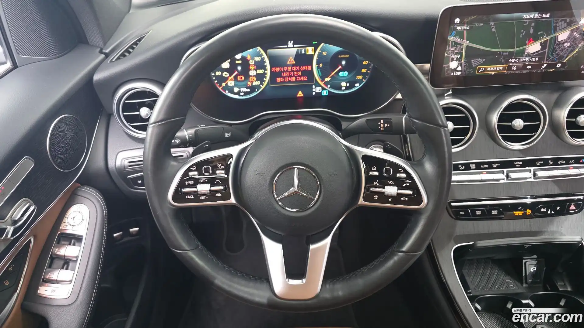 GLC-Class Mercedes-Benz 2021.11-OPTION-017