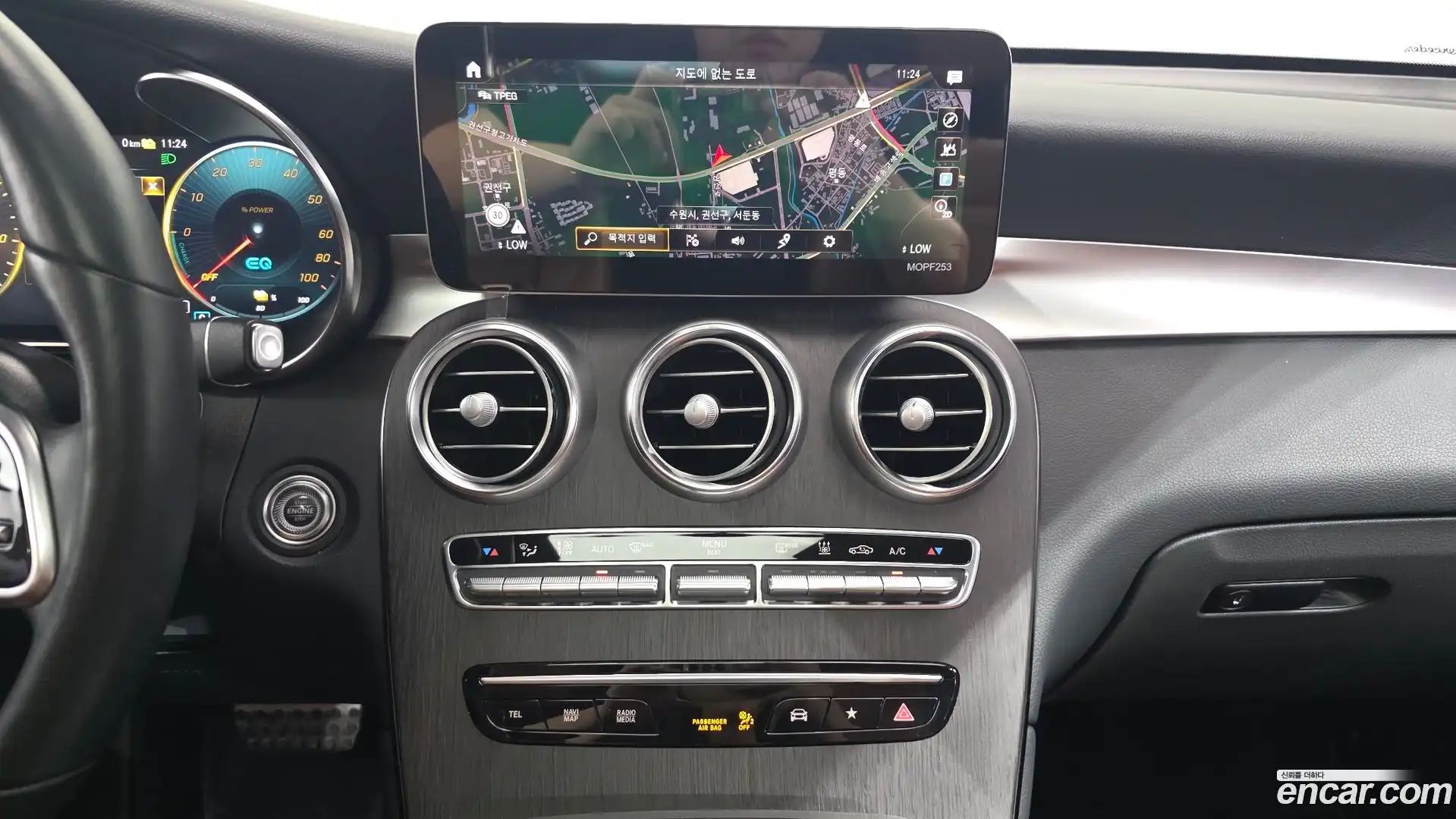 GLC-Class Mercedes-Benz 2021.11-OPTION-019