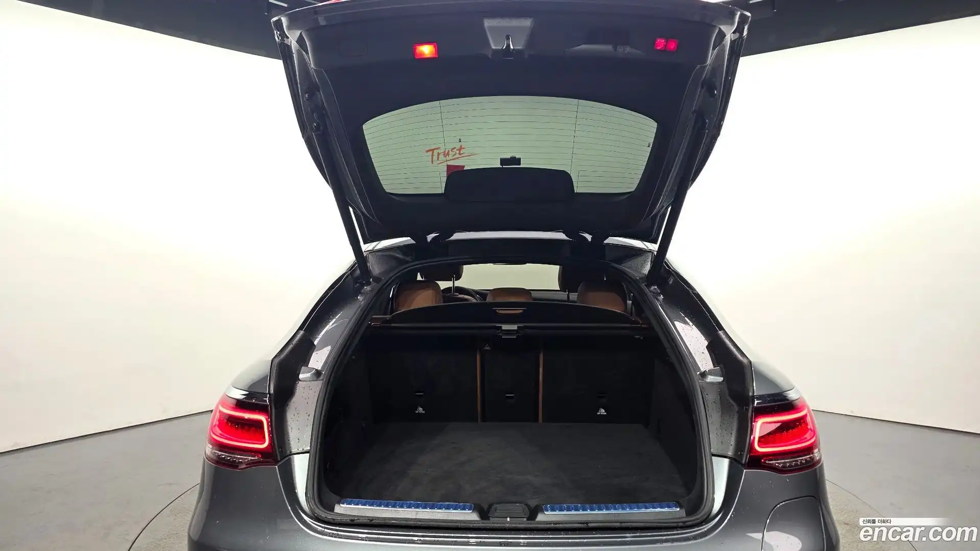 GLC-Class Mercedes-Benz 2021.11-OPTION-024
