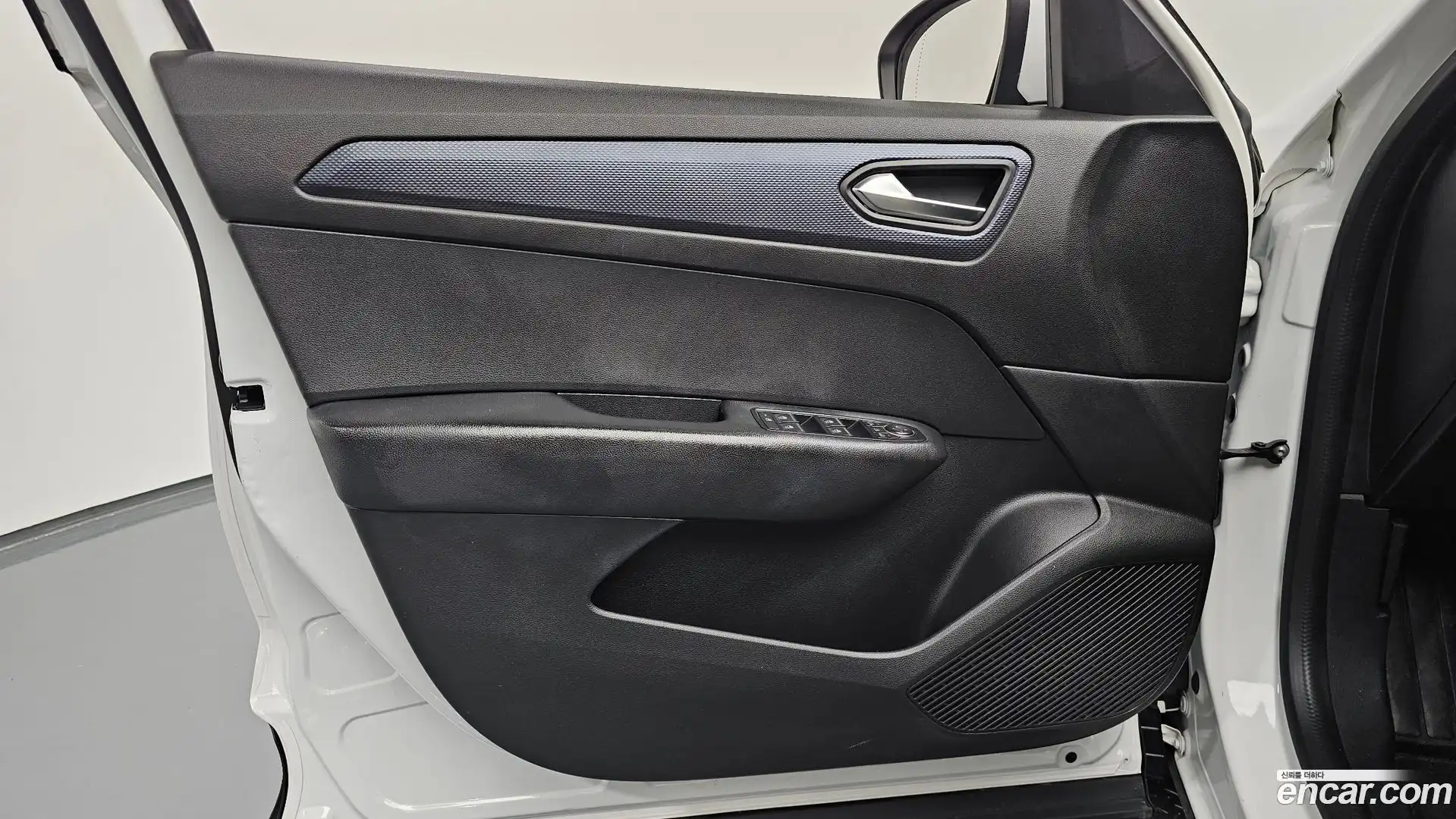 XM3 Renault Korea 2021.3-INNER-034