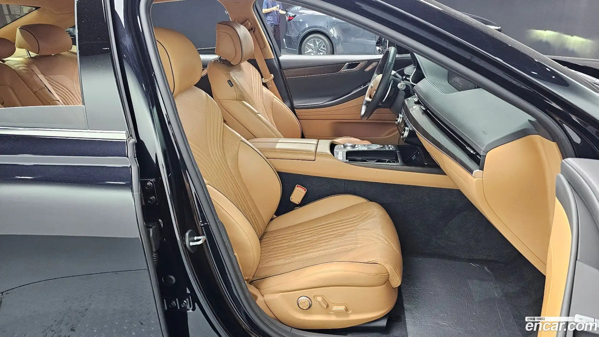 G80 Genesis 2020.5-INNER-036