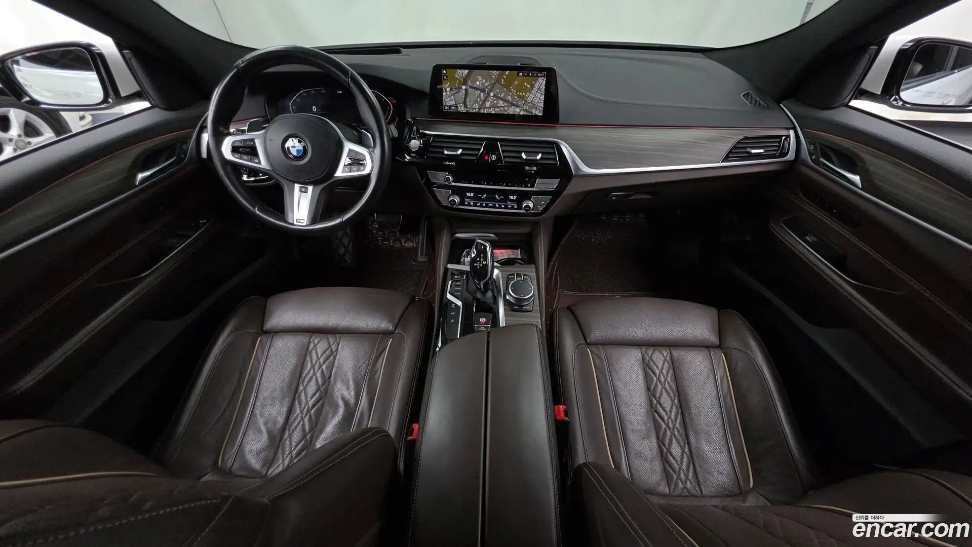 Gran Turismo BMW 2020.5-INNER-007