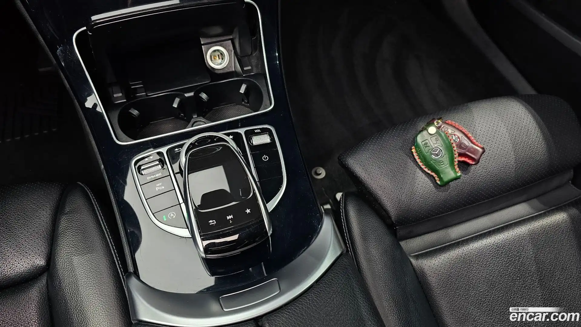 C-Class Mercedes-Benz 2018.3-OPTION-019