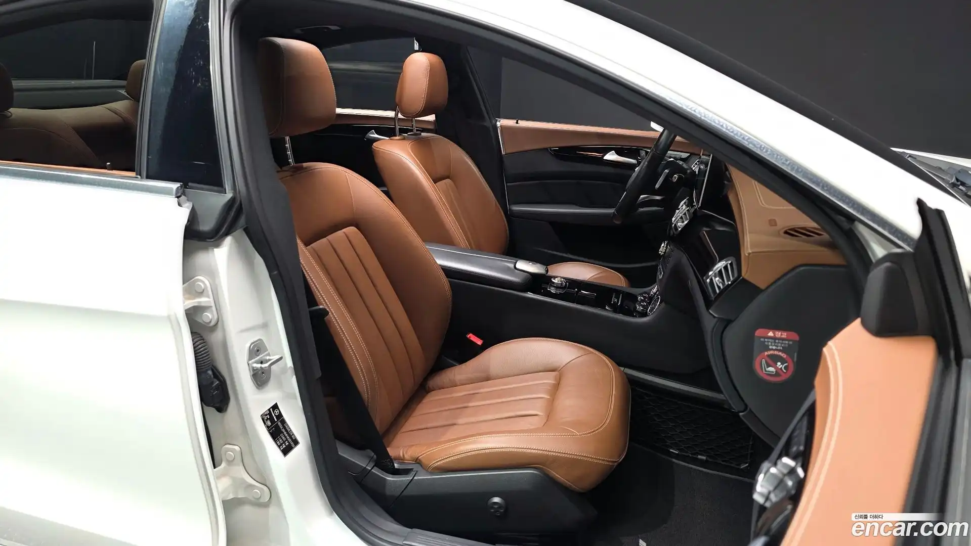 CLS-Class Mercedes-Benz 2017.5-OPTION-015
