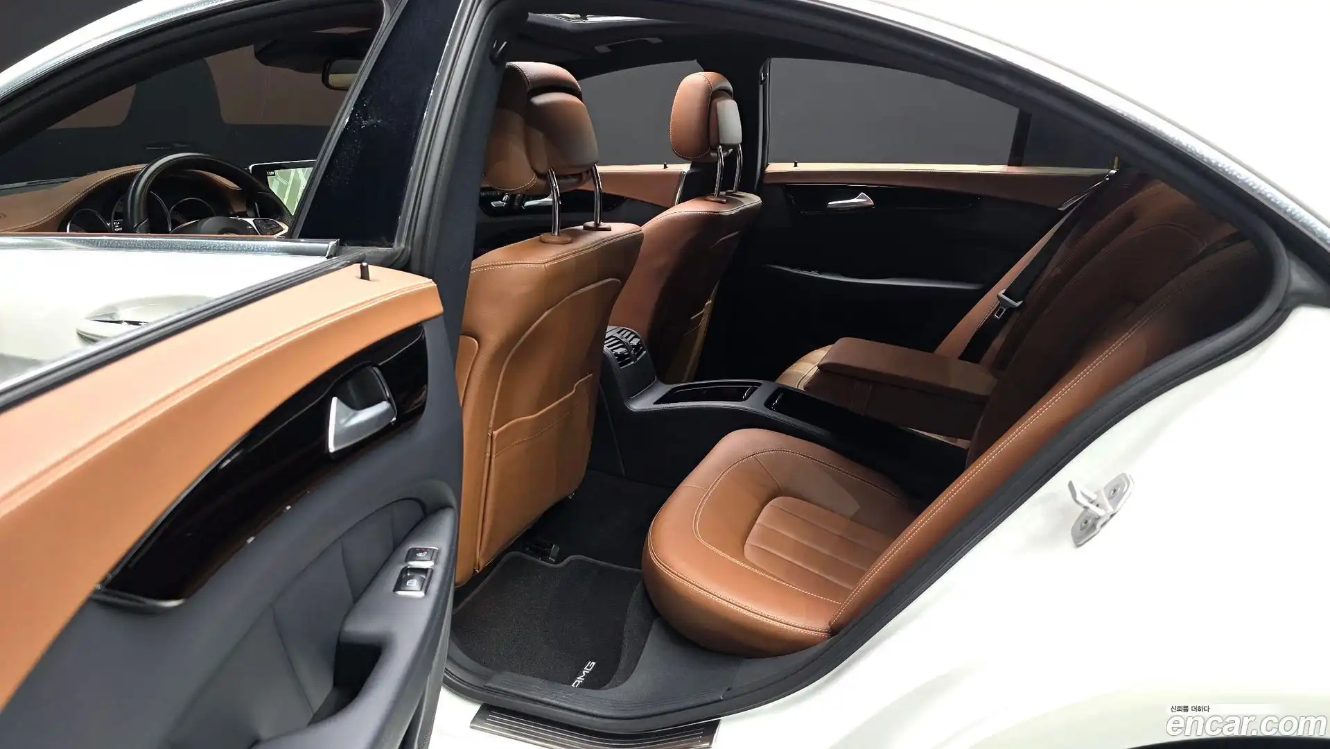 CLS-Class Mercedes-Benz 2017.5-OPTION-016