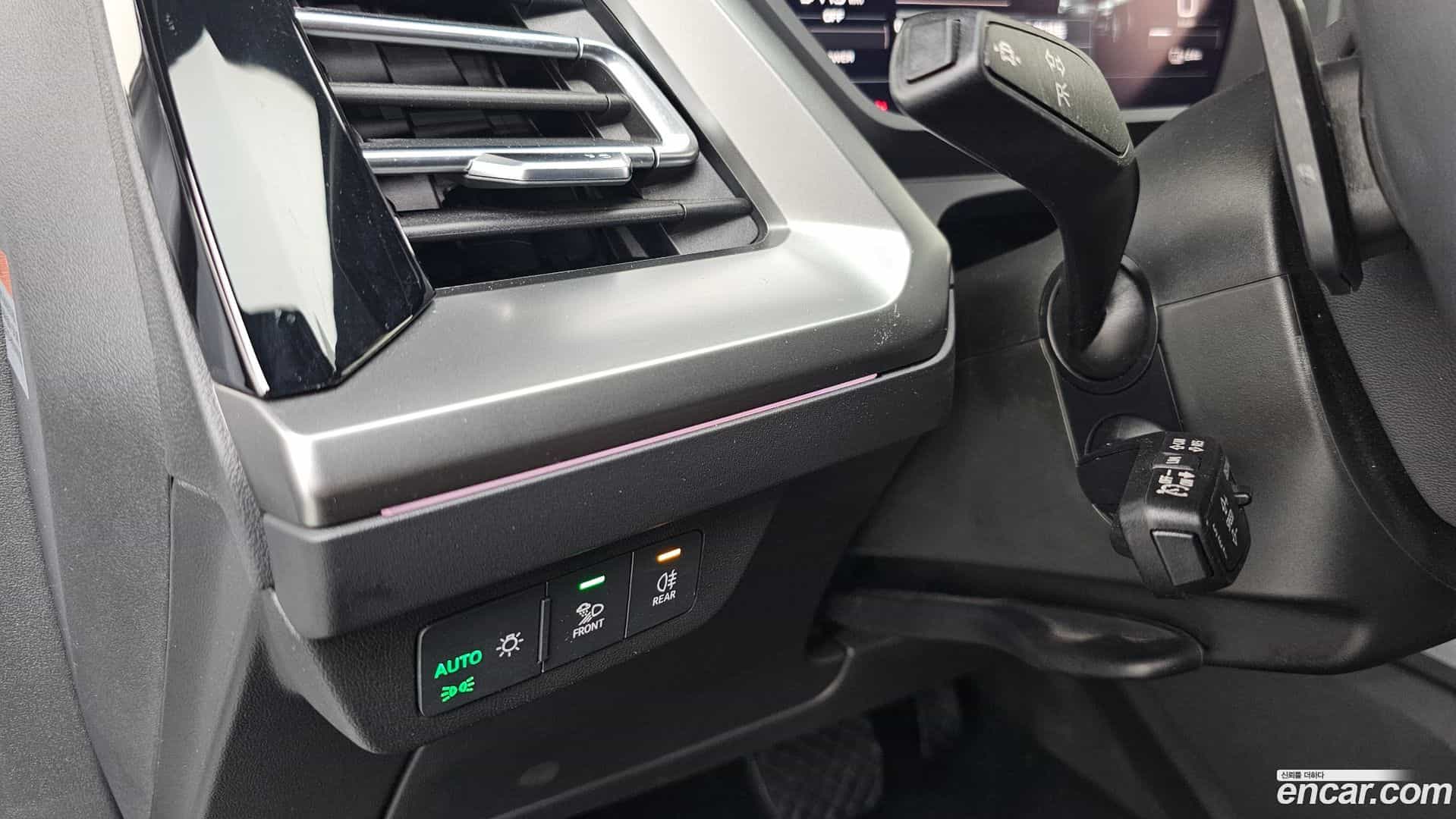 Q4 e-tron Audi 2023.11-OPTION-018