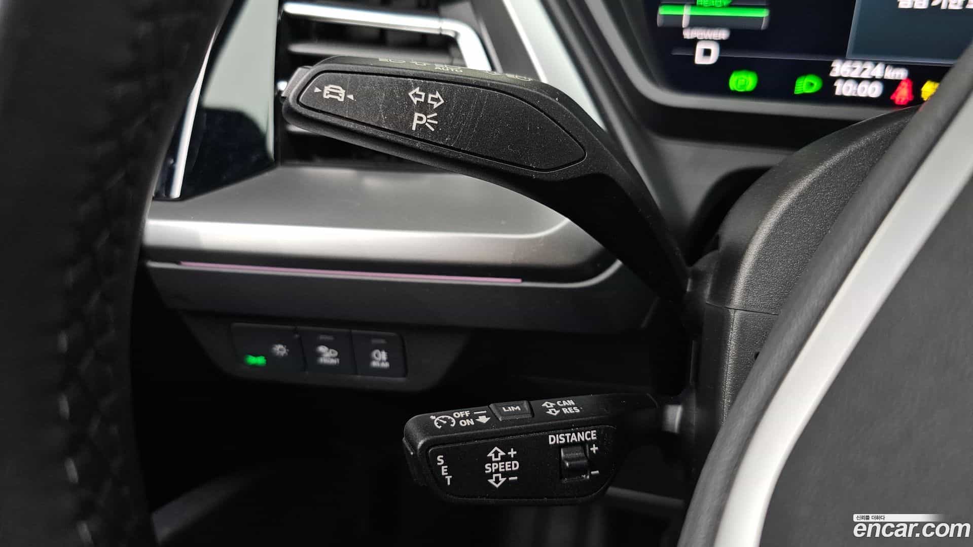 Q4 e-tron Audi 2023.11-OPTION-019
