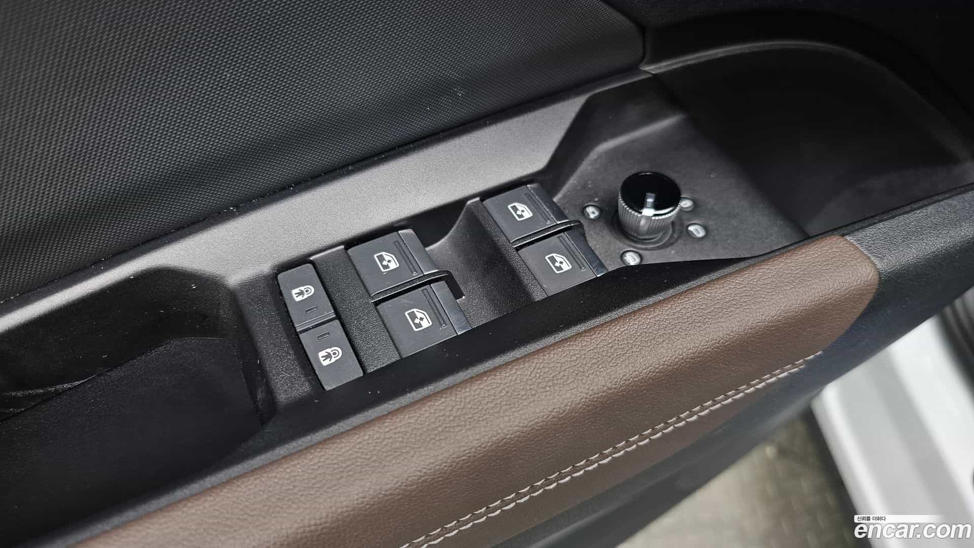 Q4 e-tron Audi 2023.11-OPTION-040