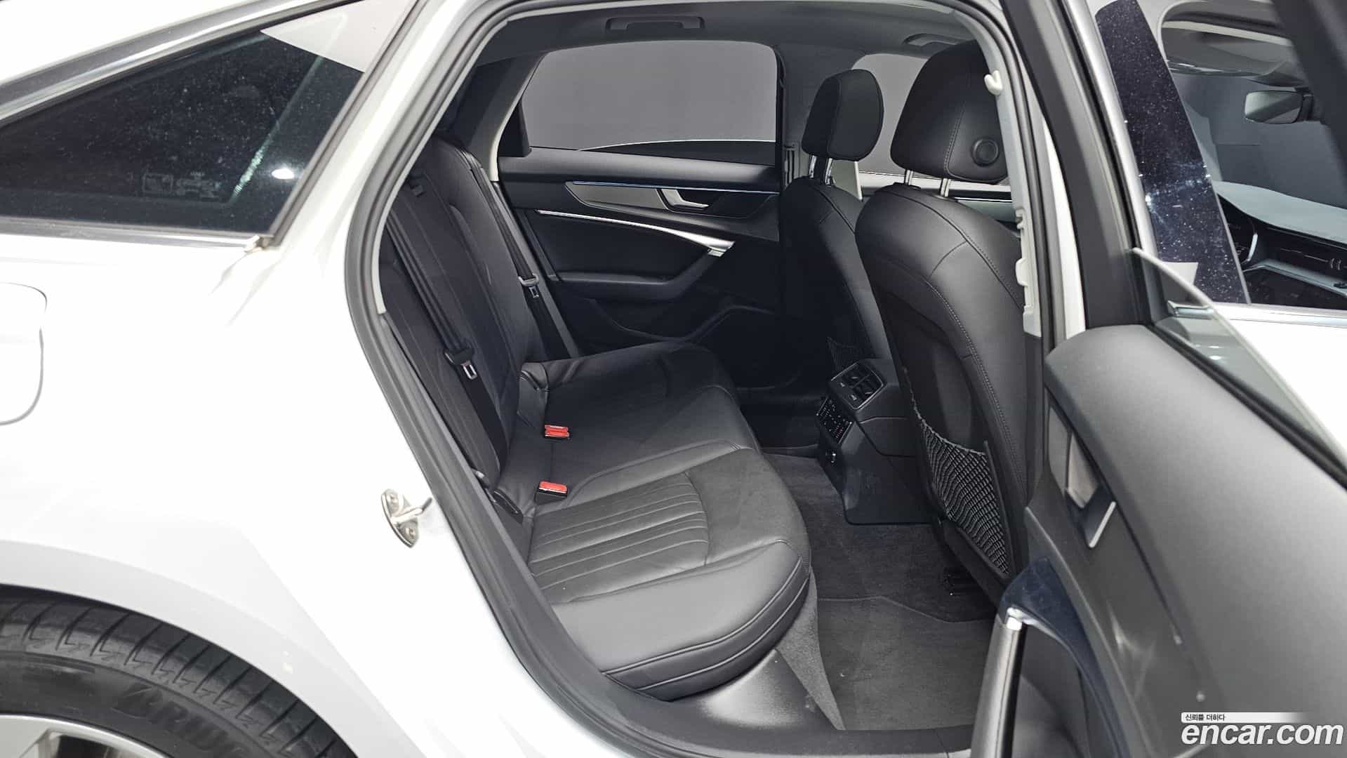 A6 Audi 2019.11-OPTION-015