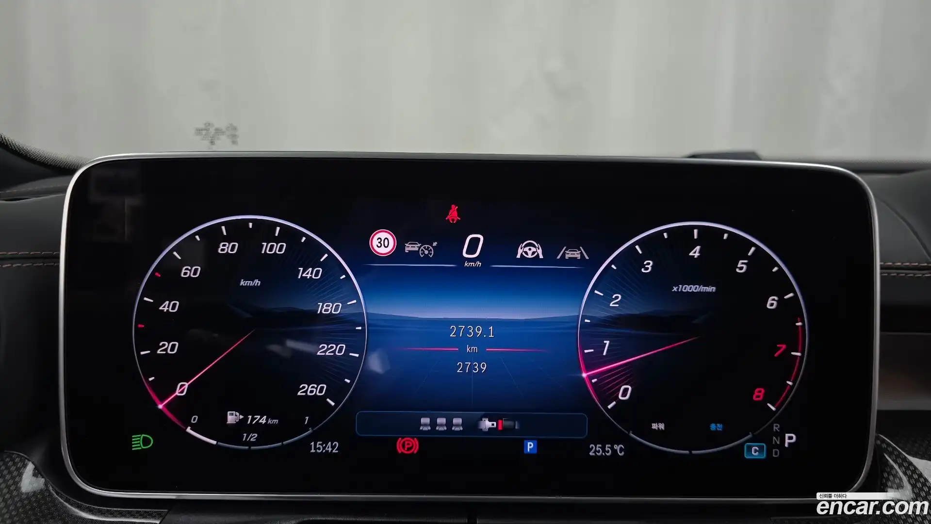 C-Class Mercedes-Benz 2026.2-INNER-008