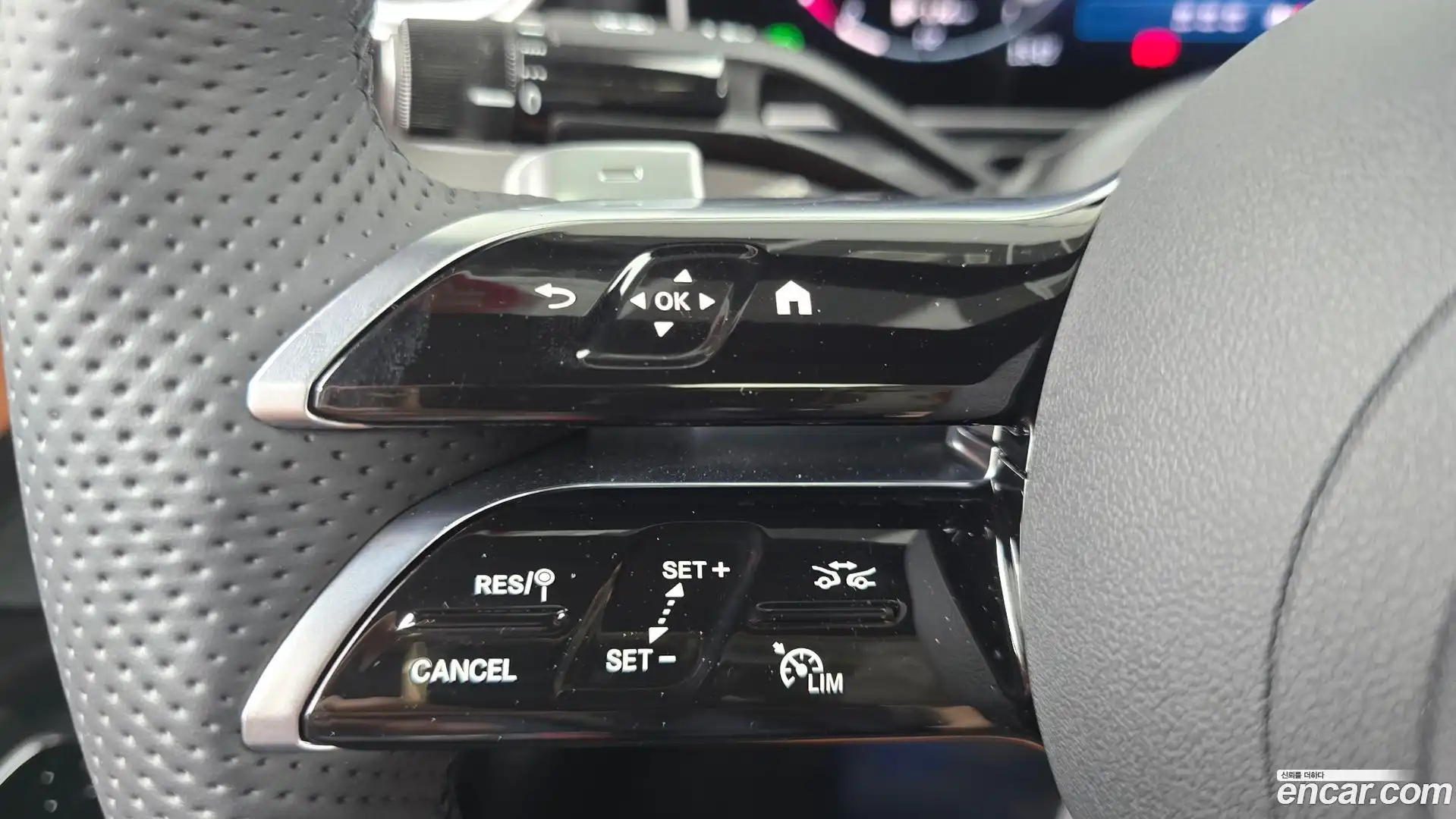 C-Class Mercedes-Benz 2026.2-OPTION-019