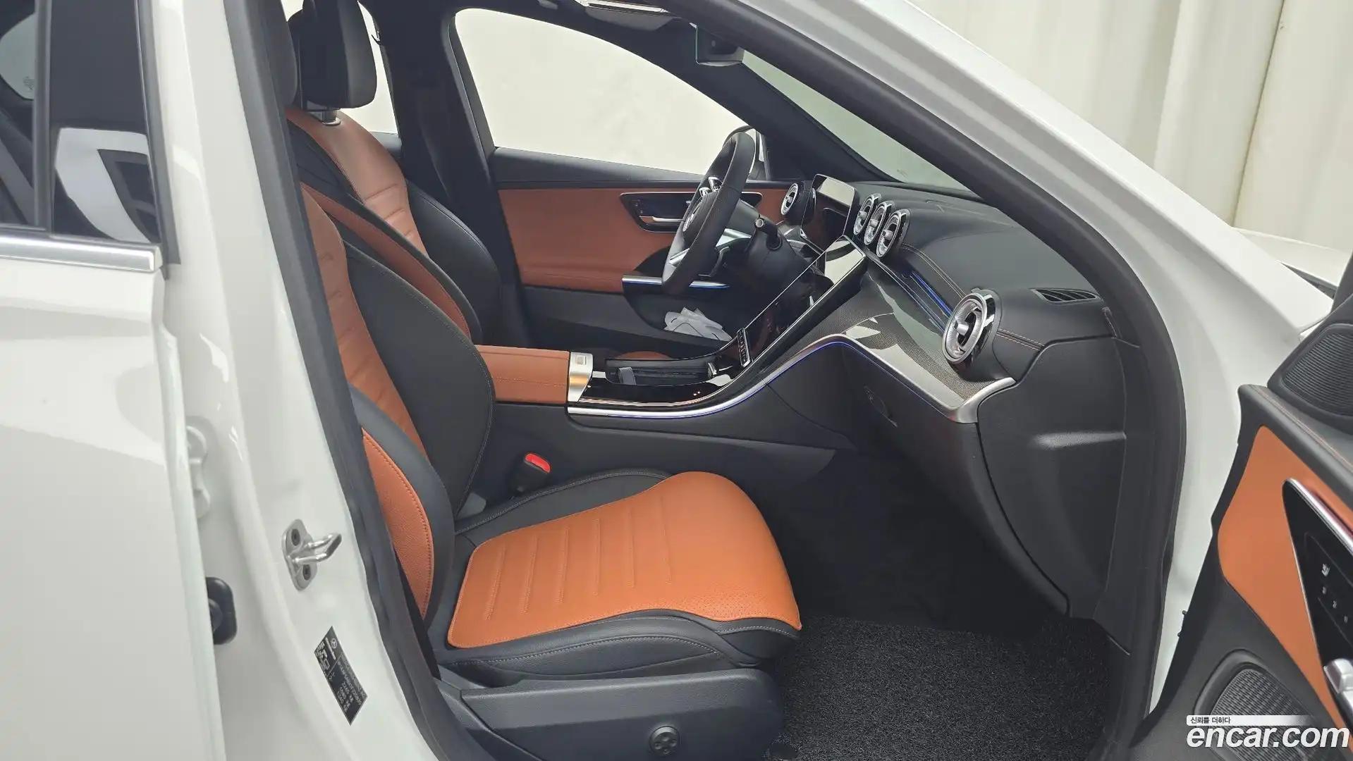 C-Class Mercedes-Benz 2026.2-INNER-036