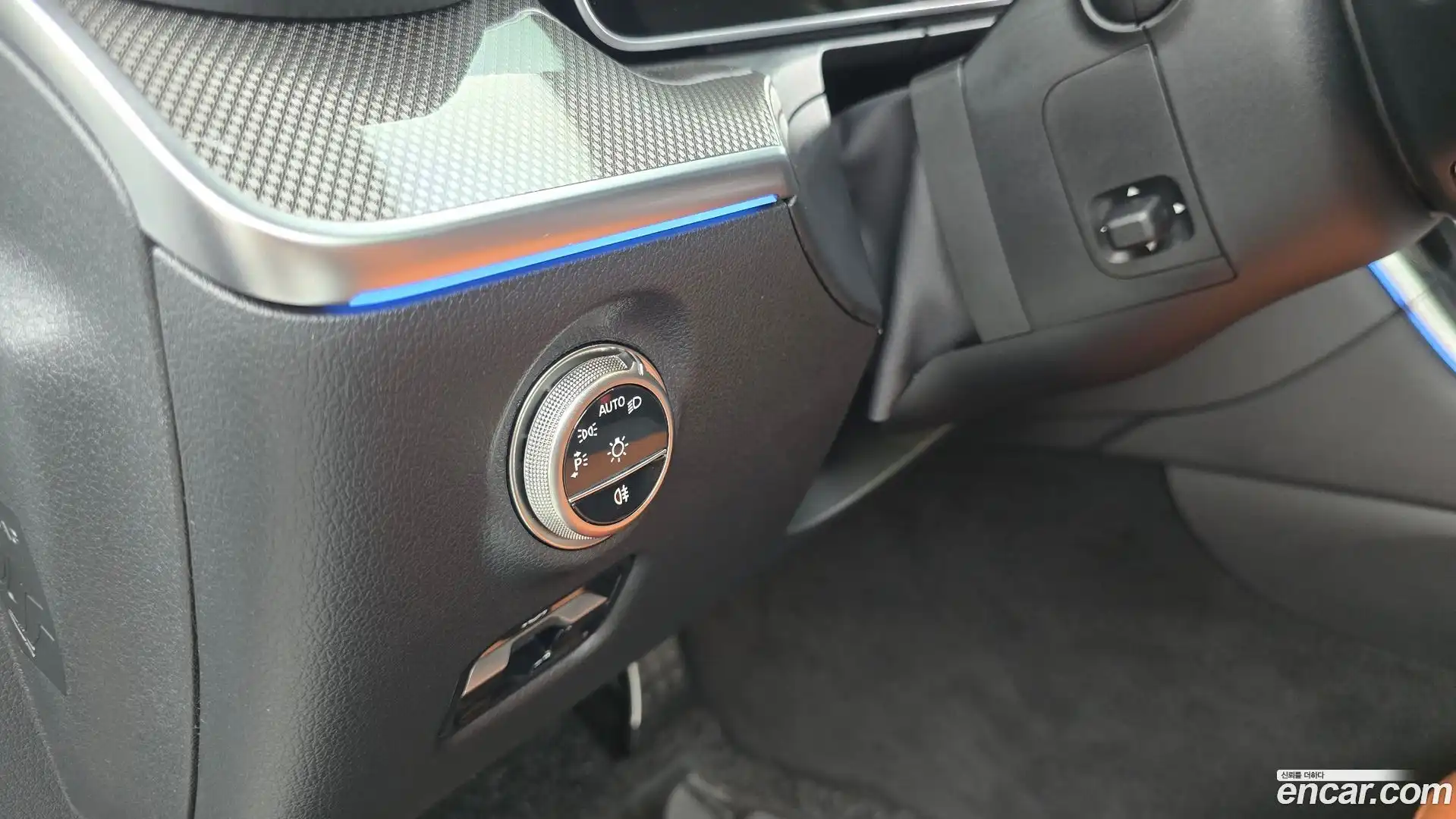 C-Class Mercedes-Benz 2026.2-OPTION-040