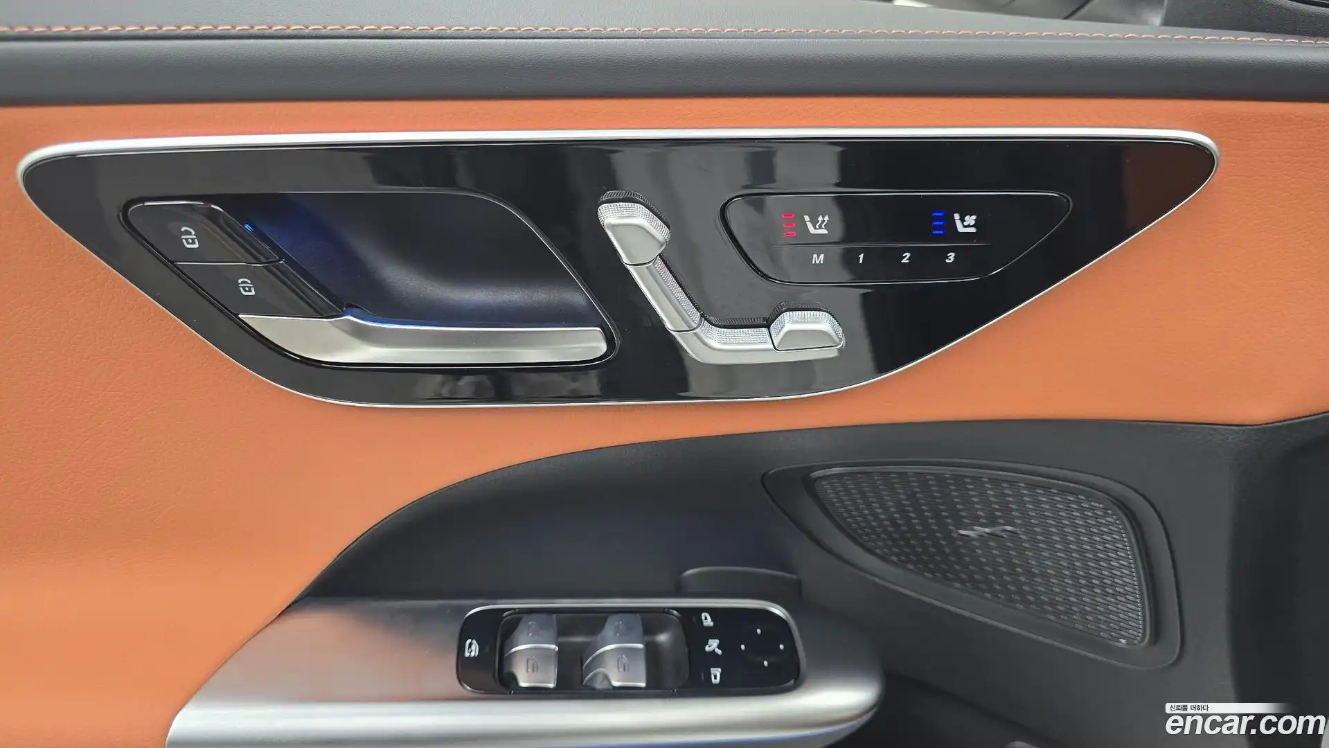 C-Class Mercedes-Benz 2026.2-OPTION-042