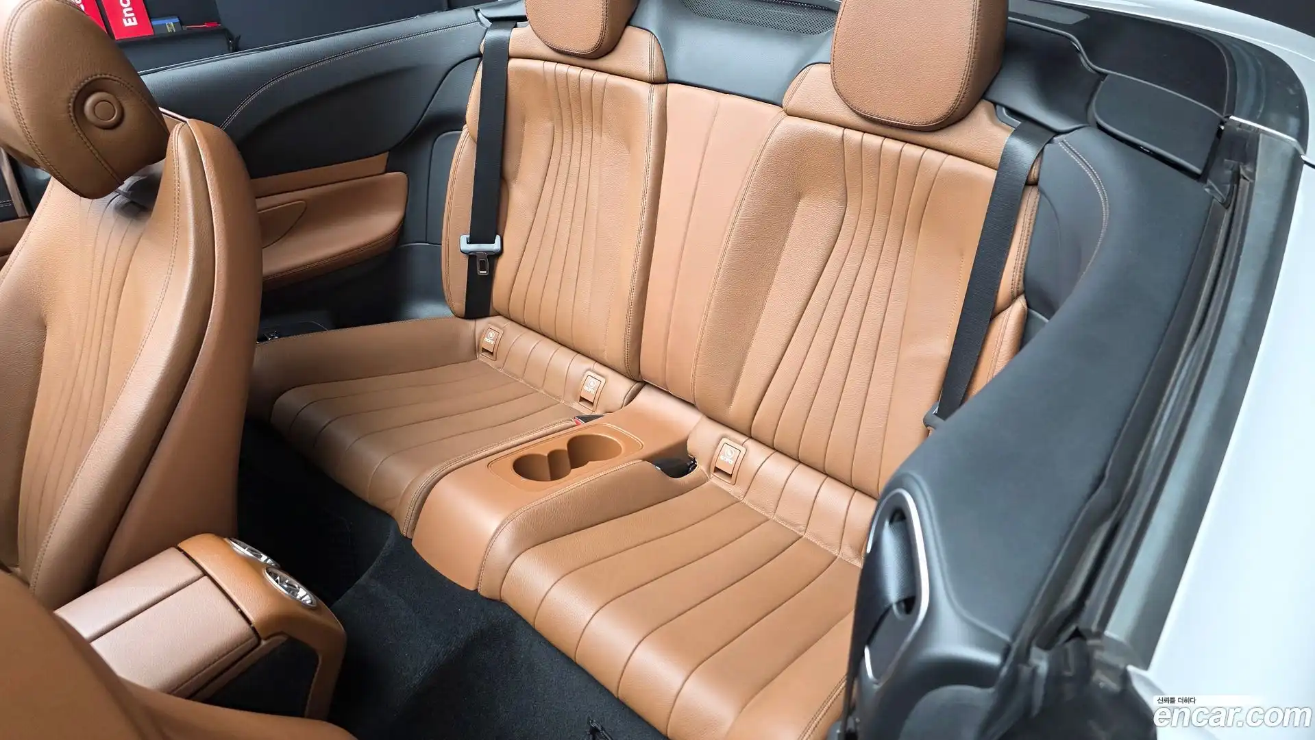 E-Class Mercedes-Benz 2020.7-INNER-036