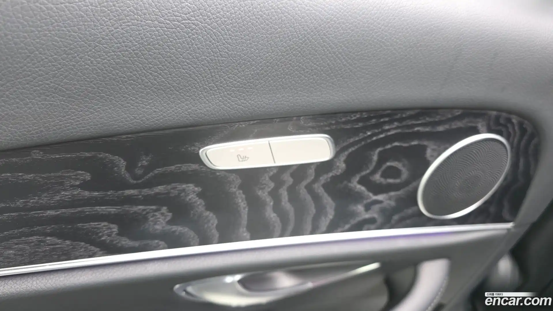 E-Class Mercedes-Benz 2017.6-OPTION-022
