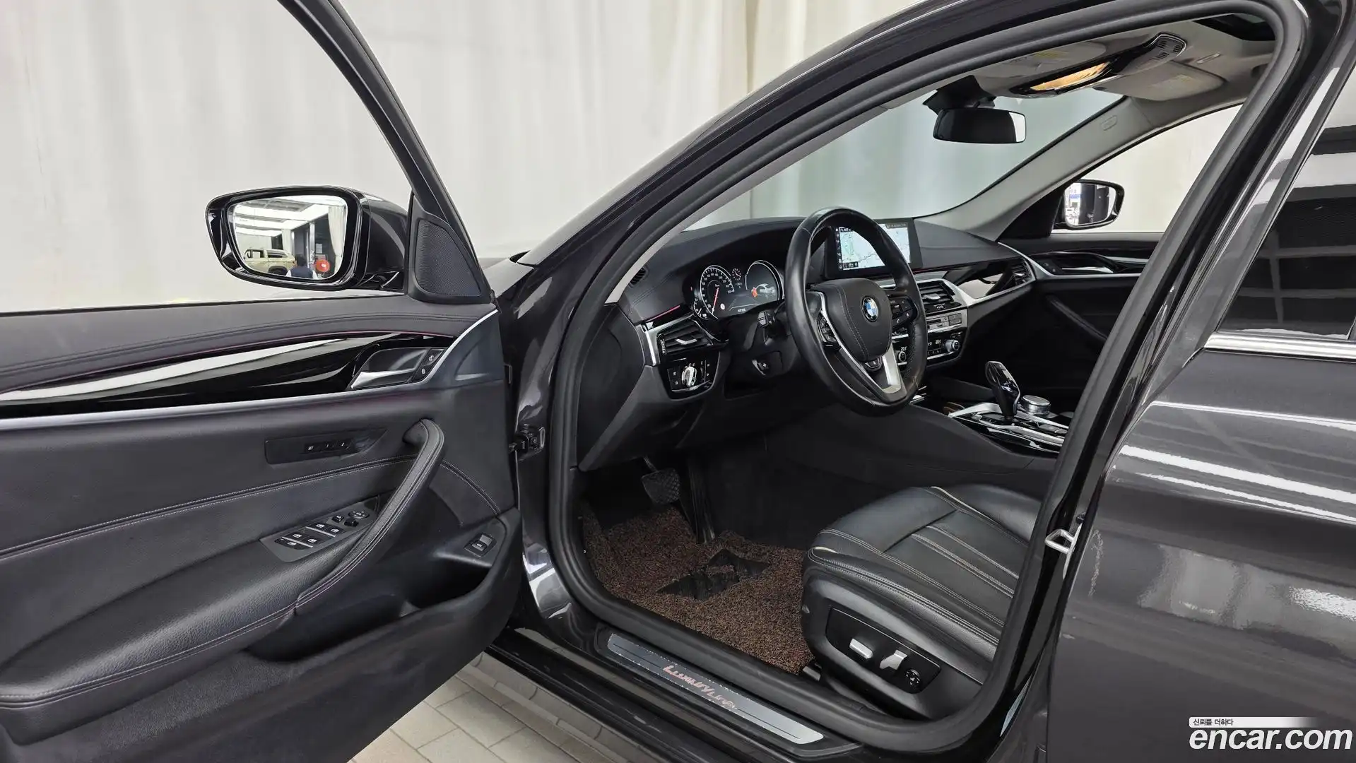 5-Series BMW 2018.11-INNER-010