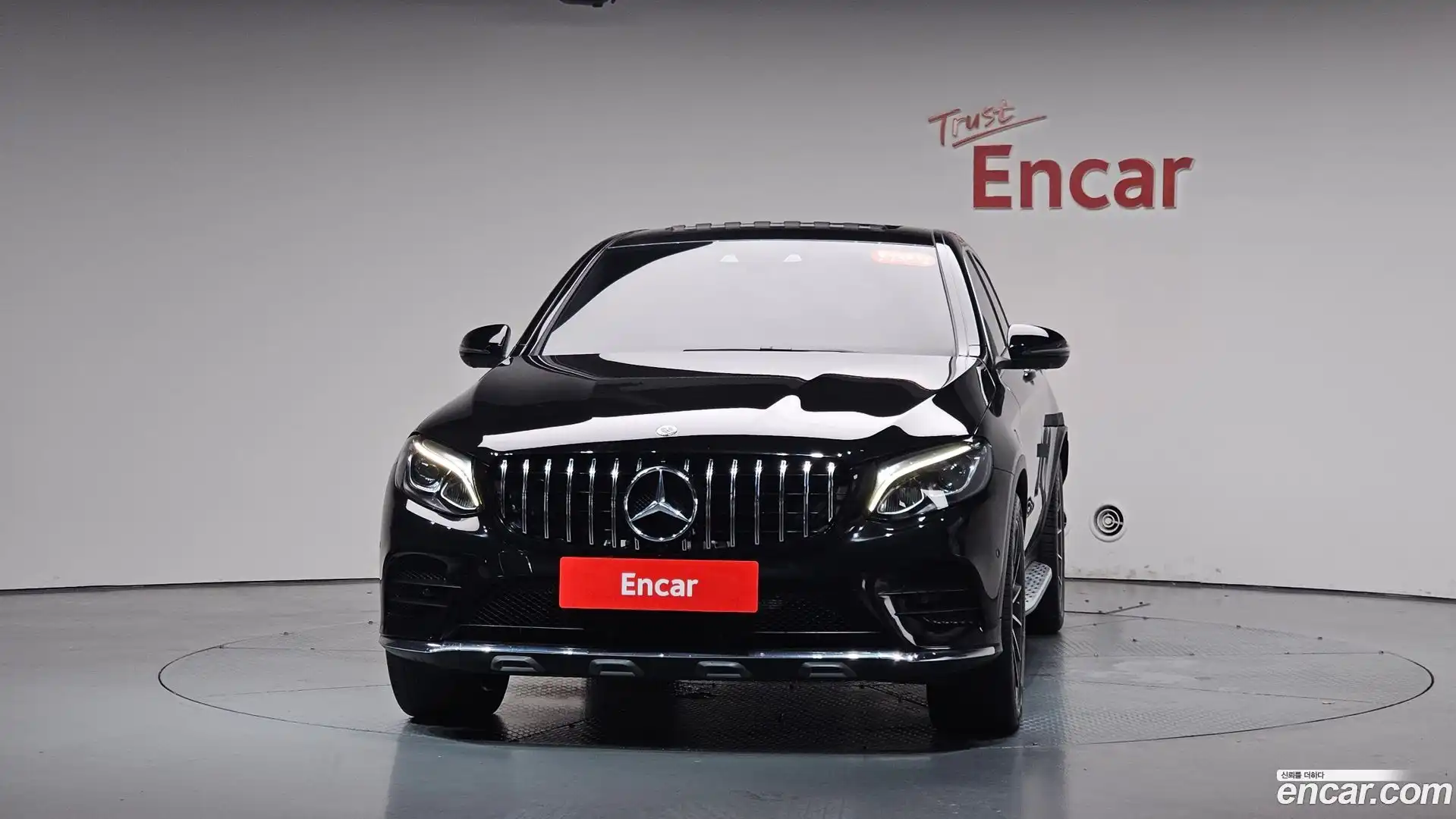 GLC-Class Mercedes-Benz 2018.3-OUTER-003