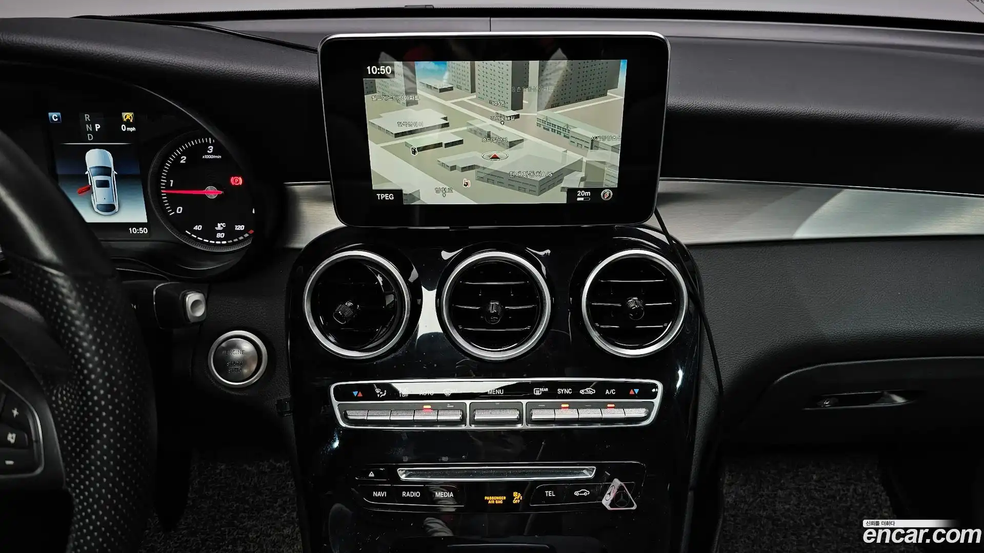 GLC-Class Mercedes-Benz 2018.3-OPTION-018