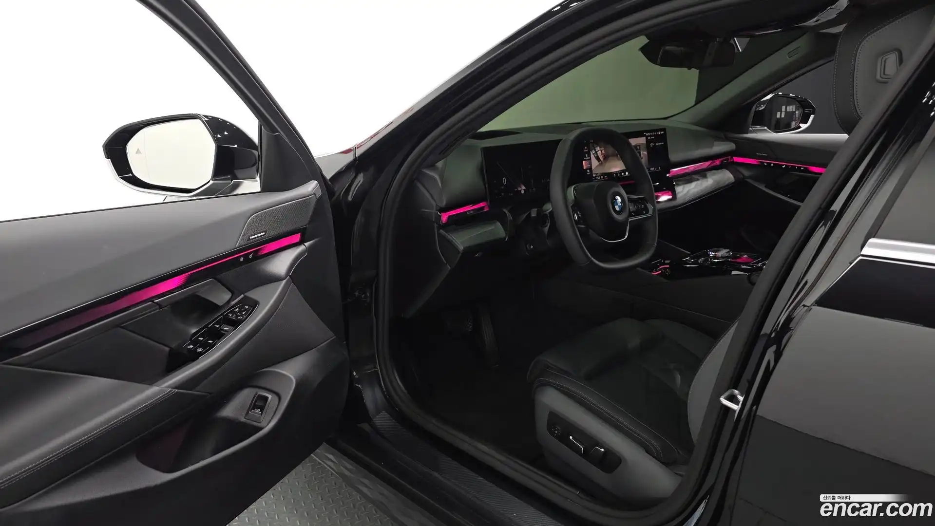 5-Series BMW 2025.10-INNER-010