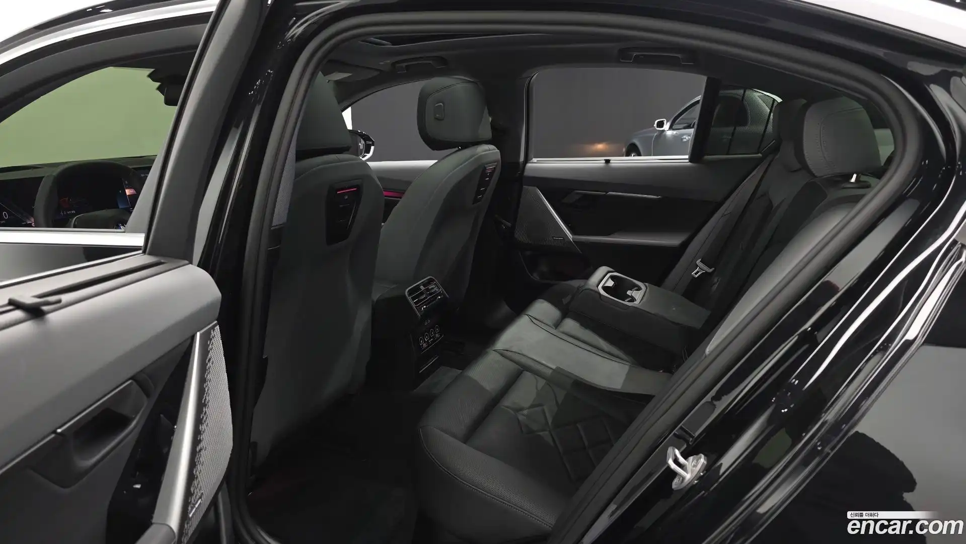 5-Series BMW 2025.10-OPTION-015