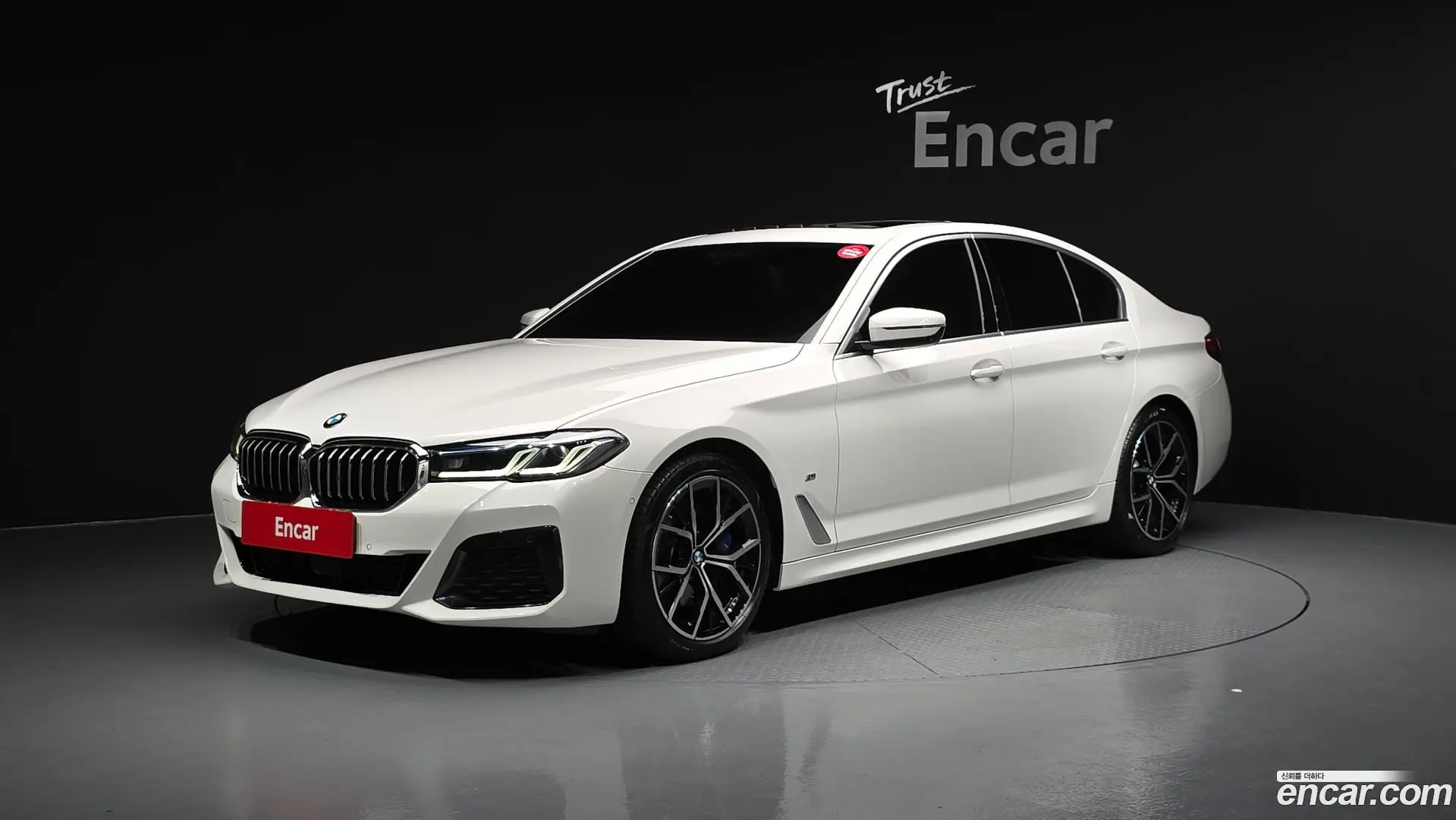 Main__Slider__Photo:5-Series BMW 2023.2-0
