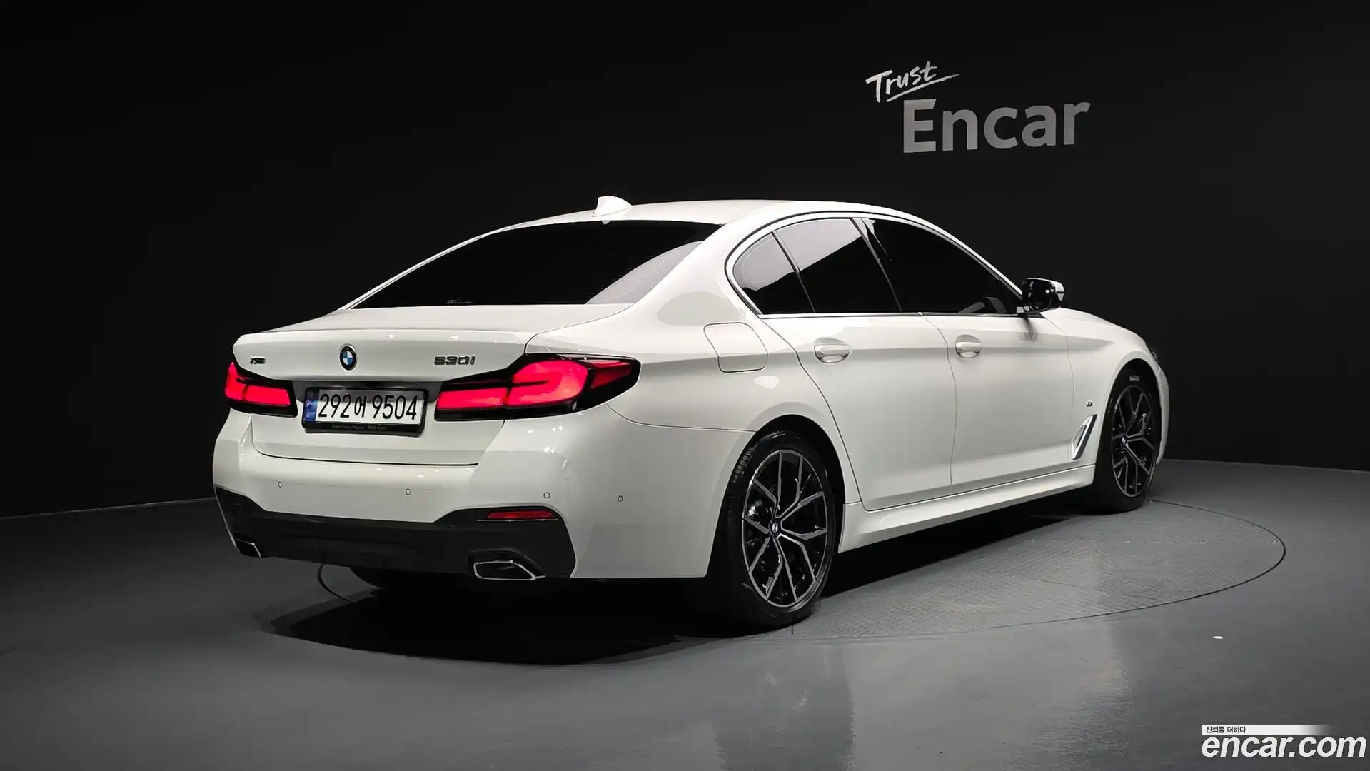 5-Series BMW 2023.2-OUTER-002