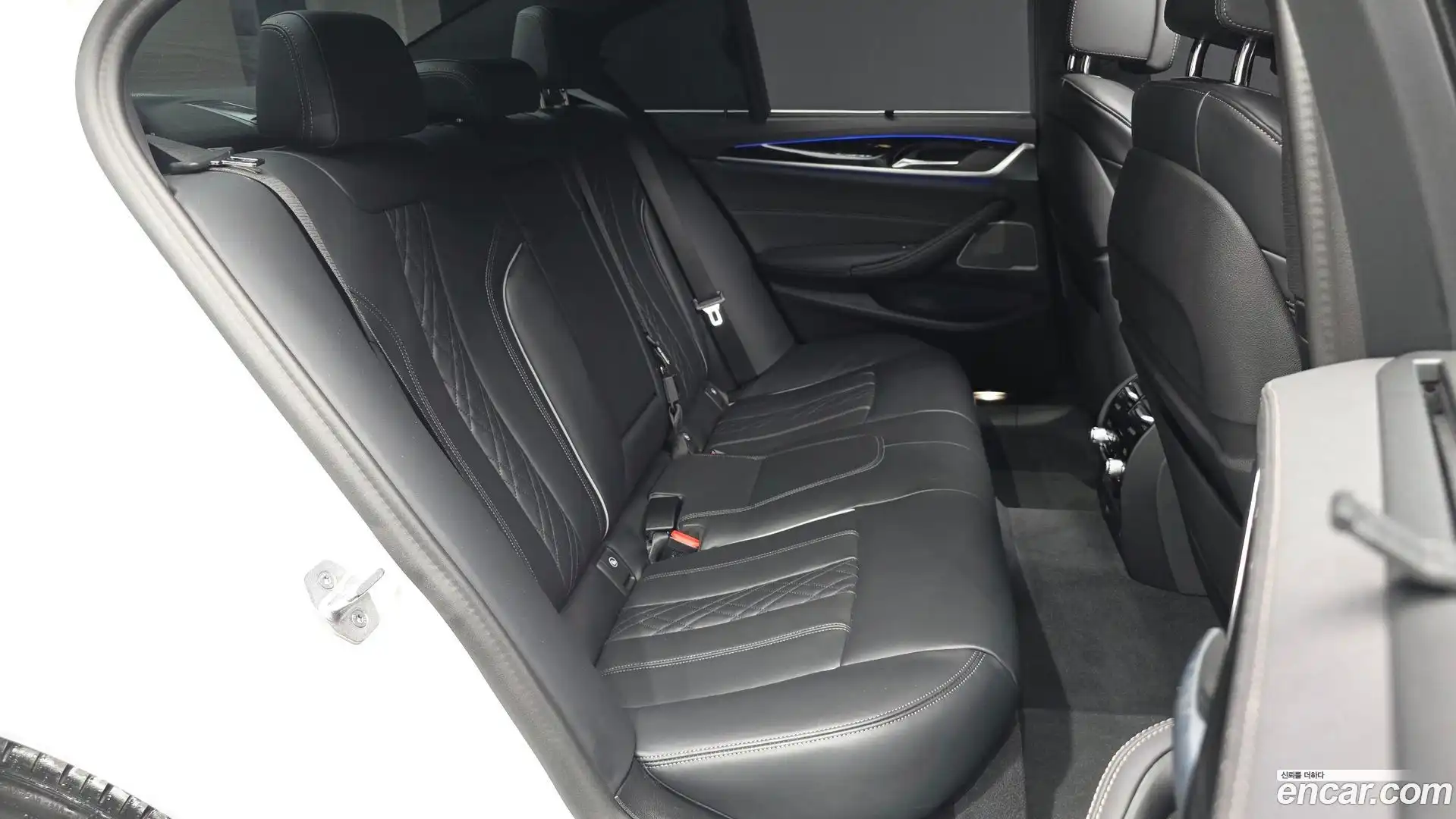 5-Series BMW 2023.2-OPTION-015