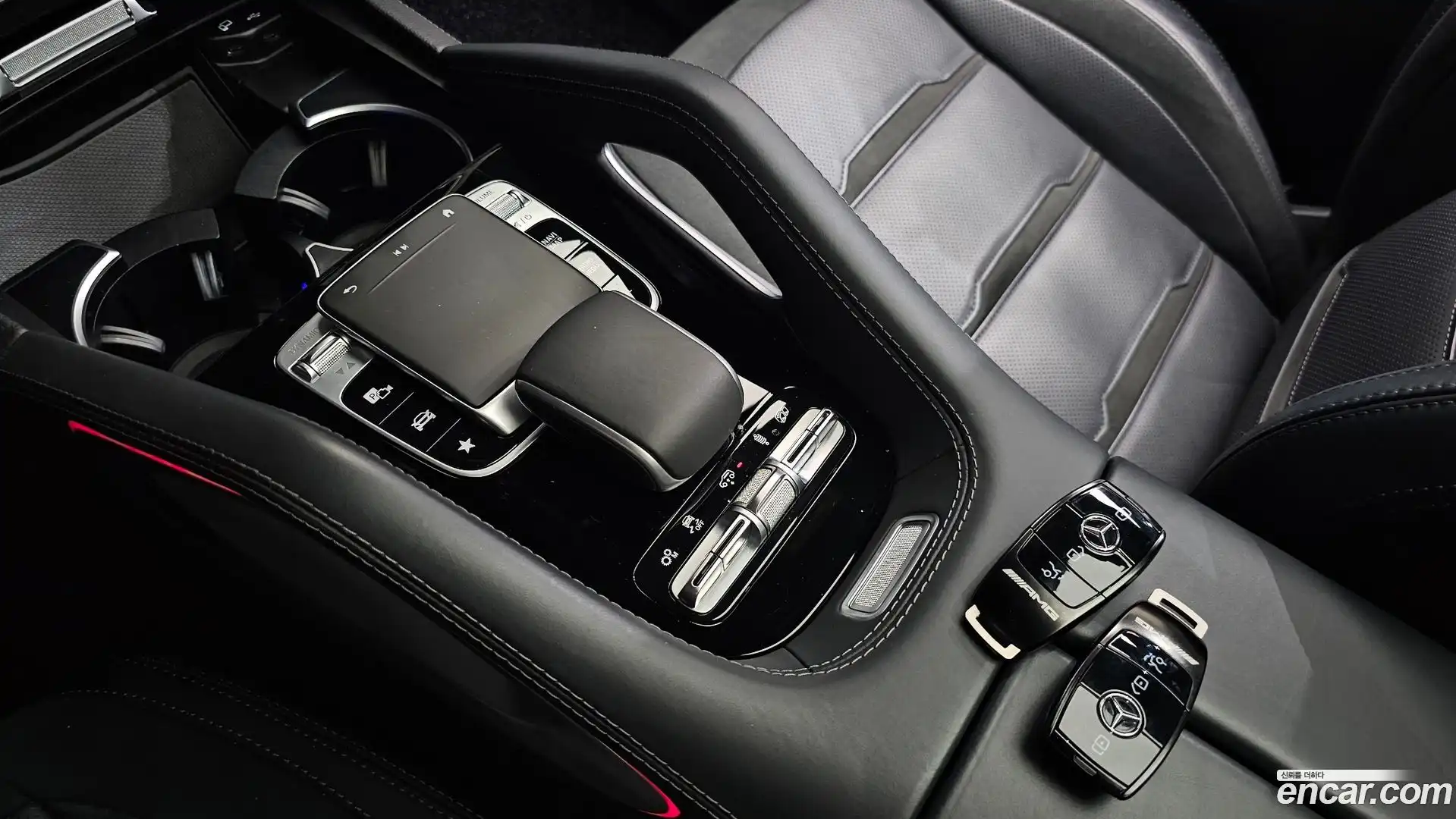 GLE-Class Mercedes-Benz 2022.8-OPTION-021