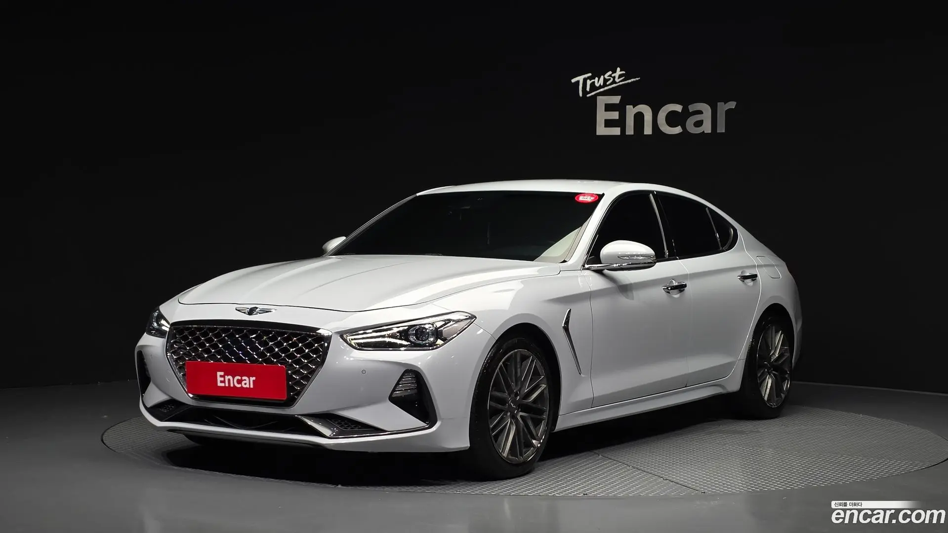 Main__Slider__Photo:G70 Genesis 2018.0-0