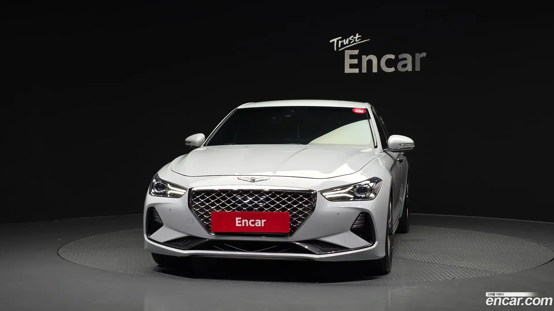 G70 Genesis 2018.0-OUTER-003