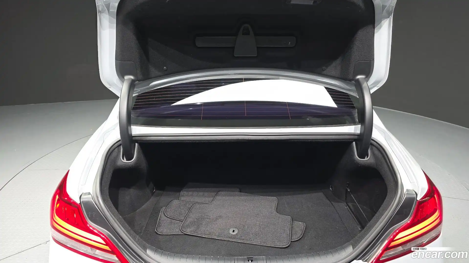 G70 Genesis 2018.0-OPTION-024