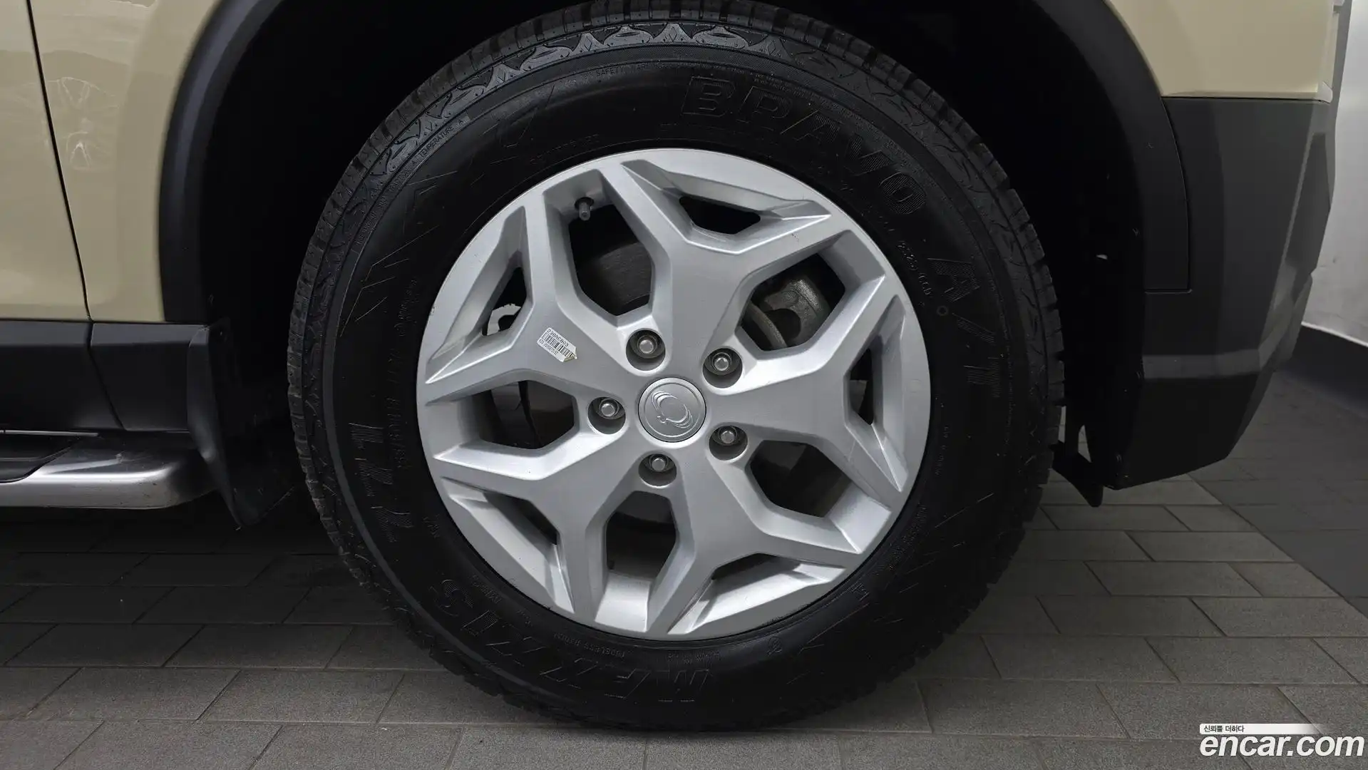 Rexton KG Mobility 2023.8-OUTER-031
