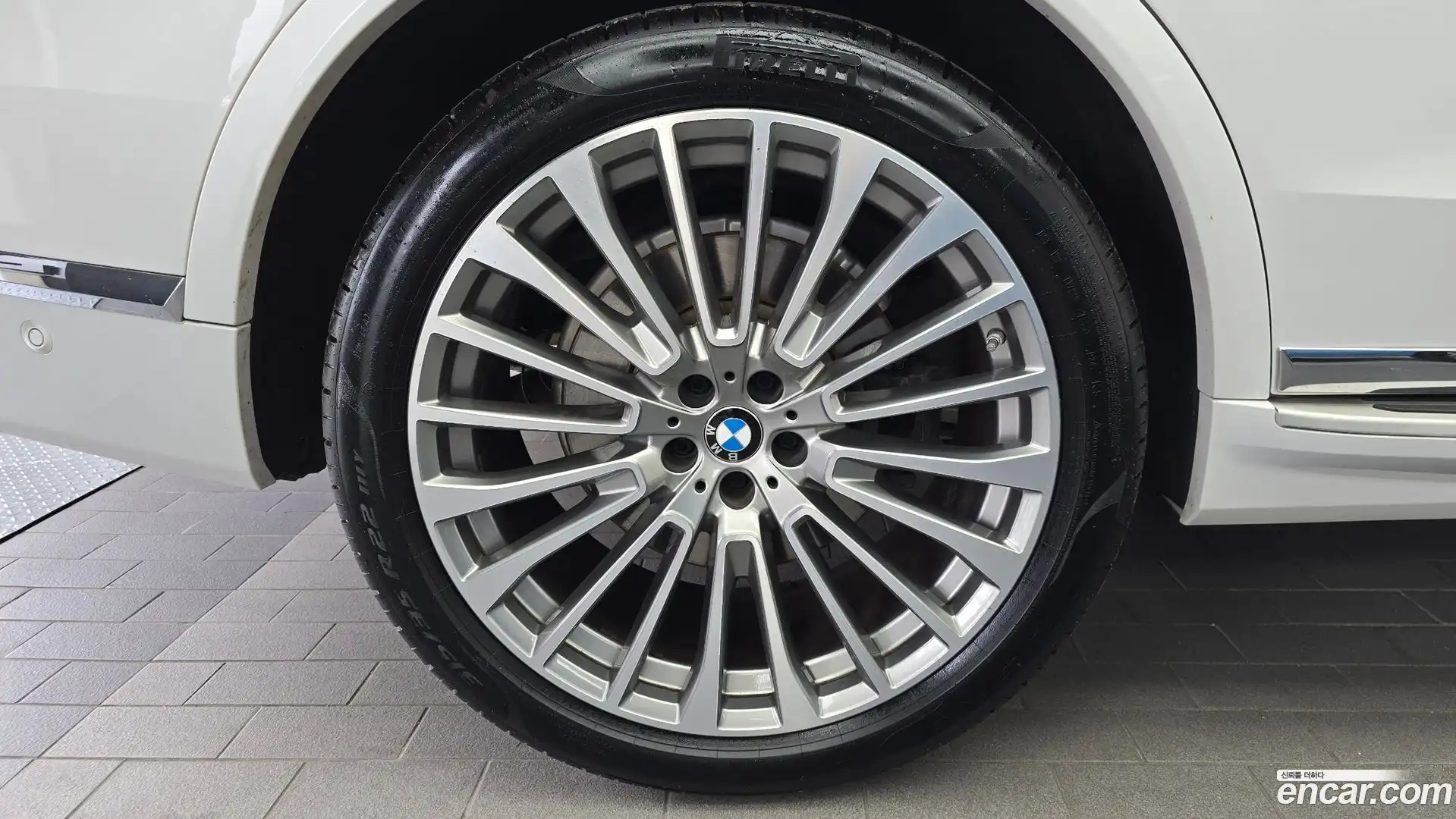 X7 BMW 2021.6-OUTER-005