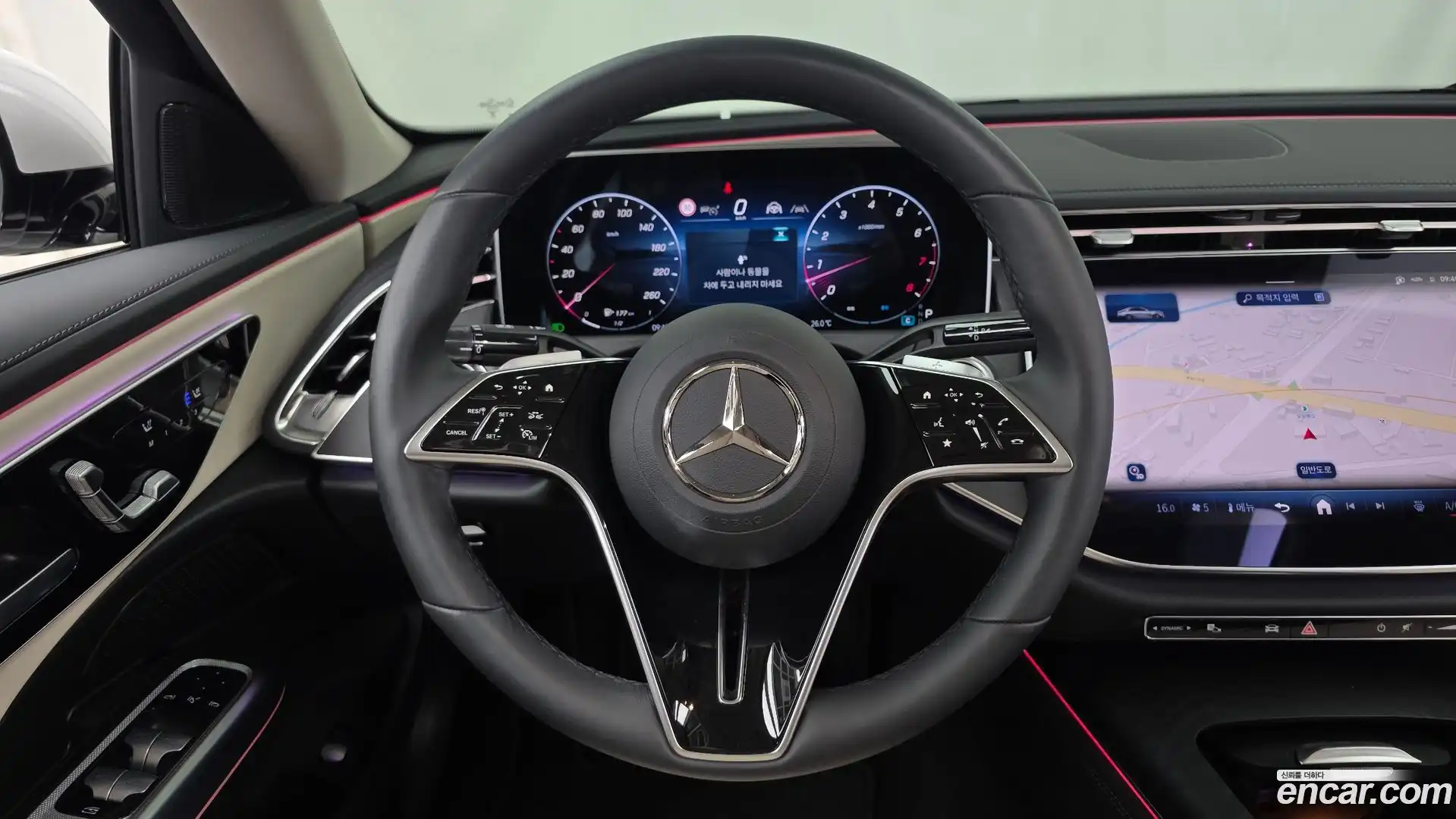 E-Class Mercedes-Benz 2024.11-OPTION-017