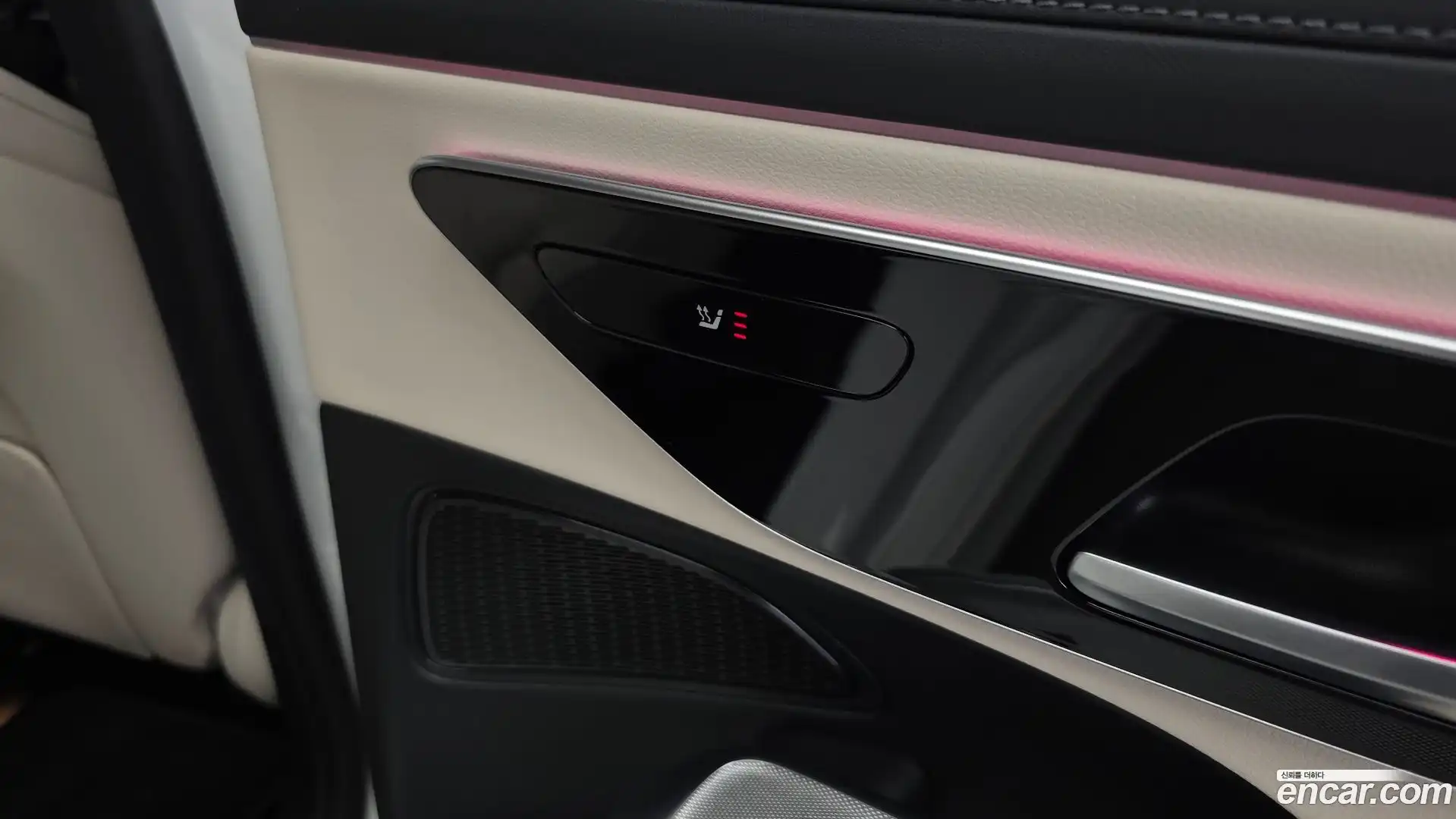 E-Class Mercedes-Benz 2024.11-OPTION-023