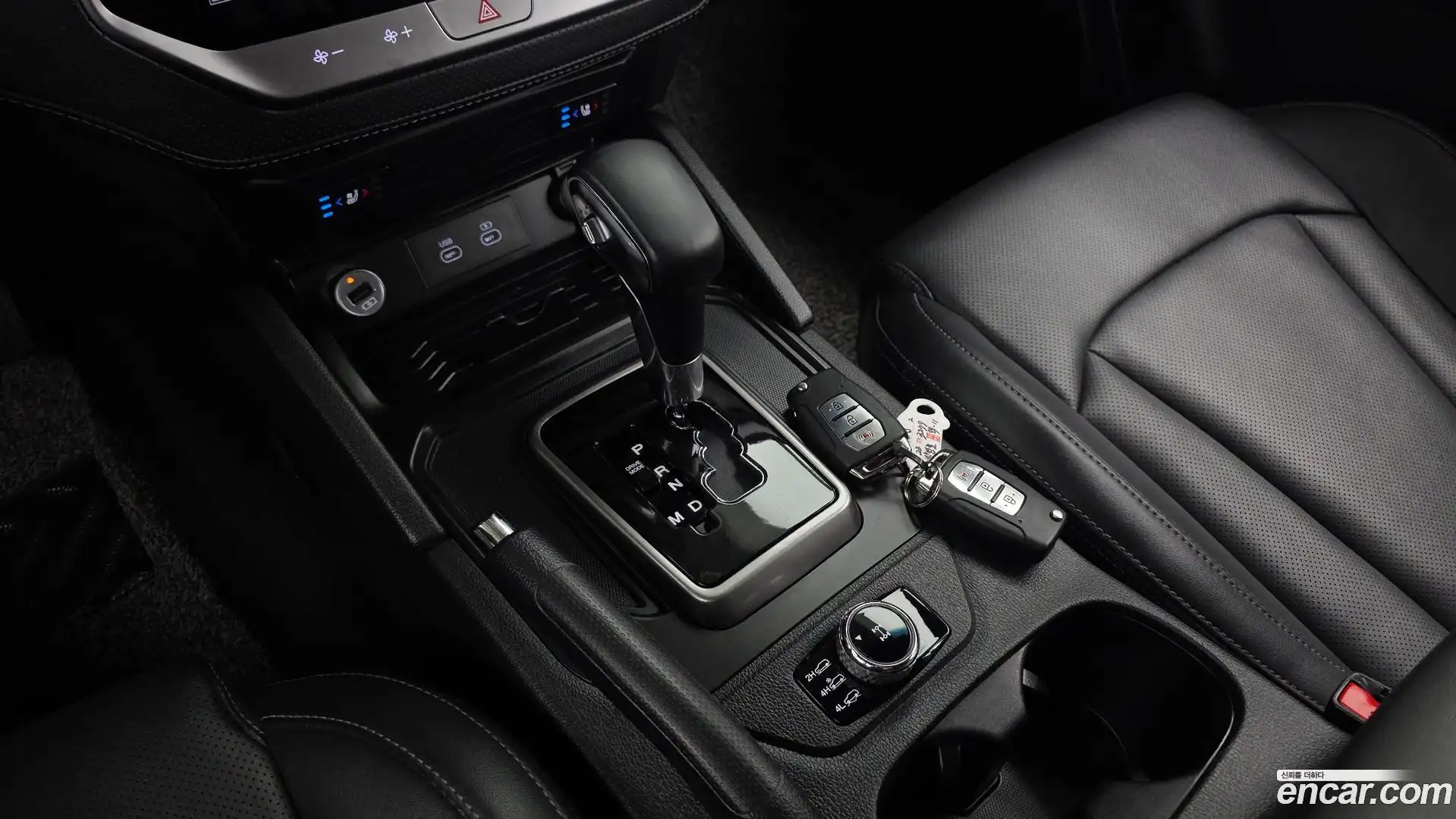 Rexton KG Mobility 2023.9-INNER-009