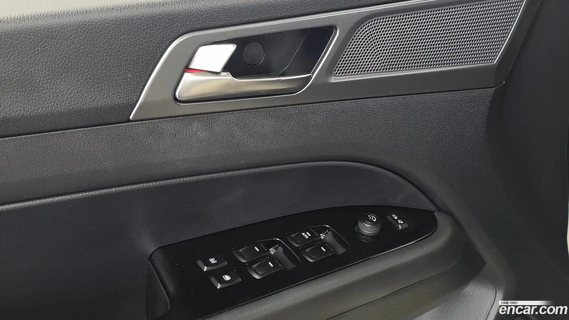 Rexton KG Mobility 2023.9-OPTION-043