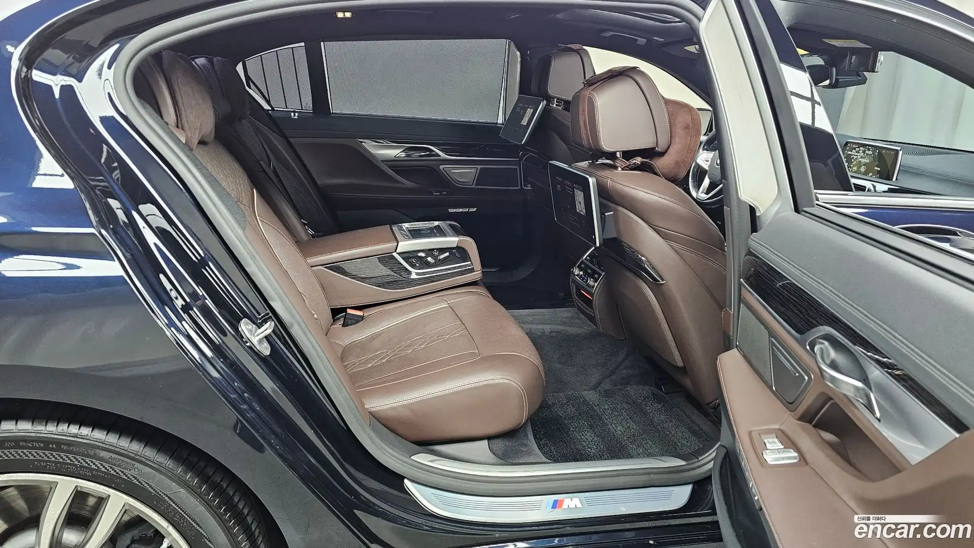 7-Series BMW 2017.7-OPTION-016