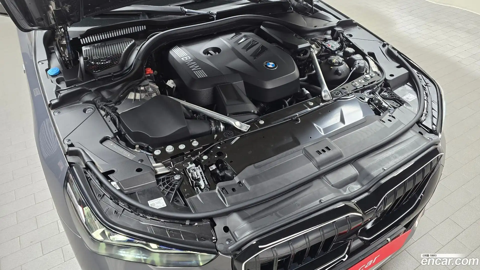 5-Series BMW 2025.8-OUTER-006