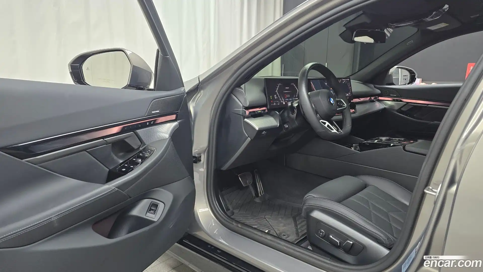 5-Series BMW 2025.8-INNER-010