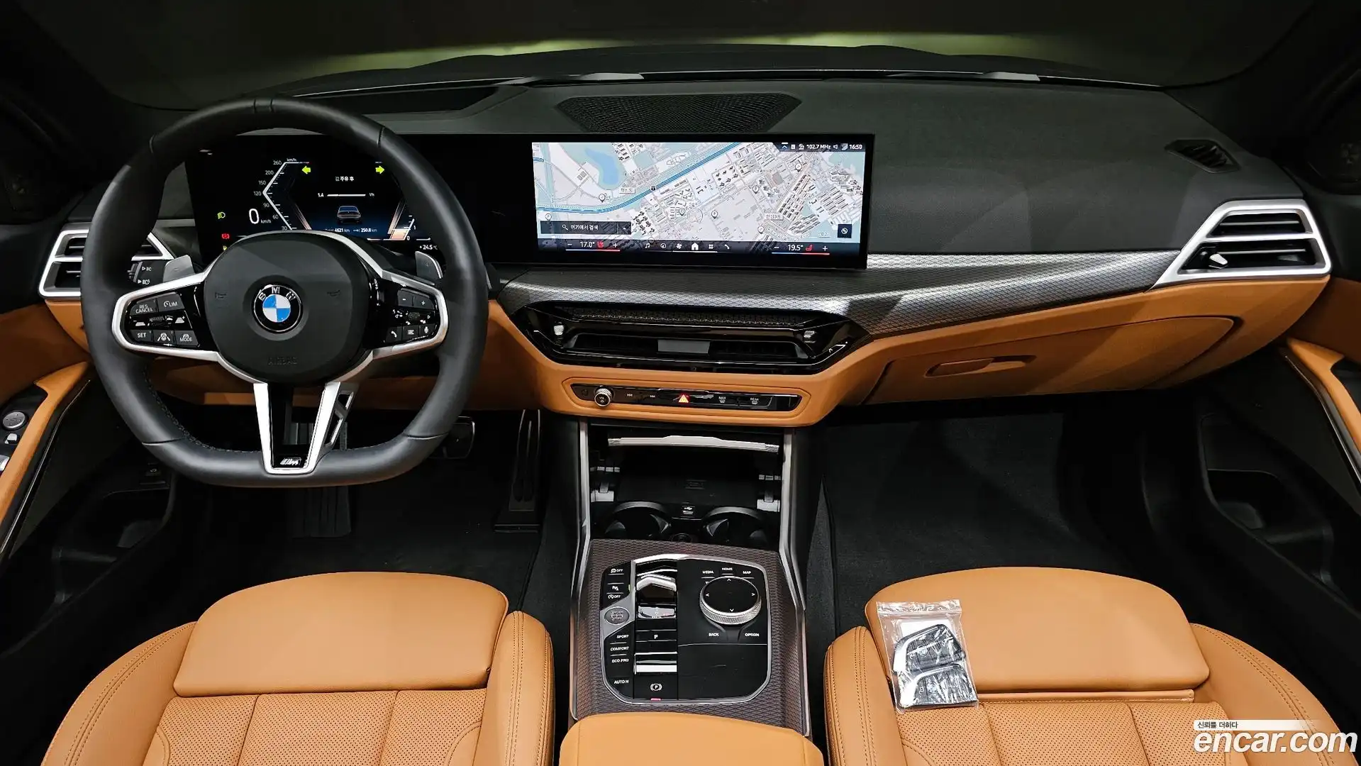 3-Series BMW 2025.9-INNER-007