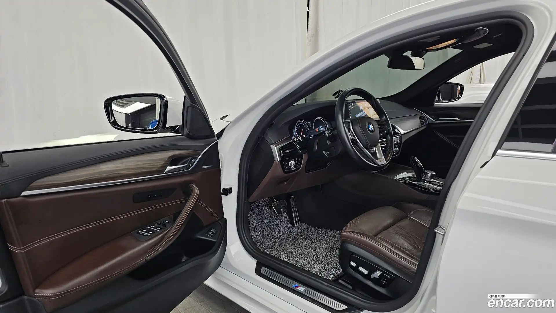 5-Series BMW 2018.1-INNER-010