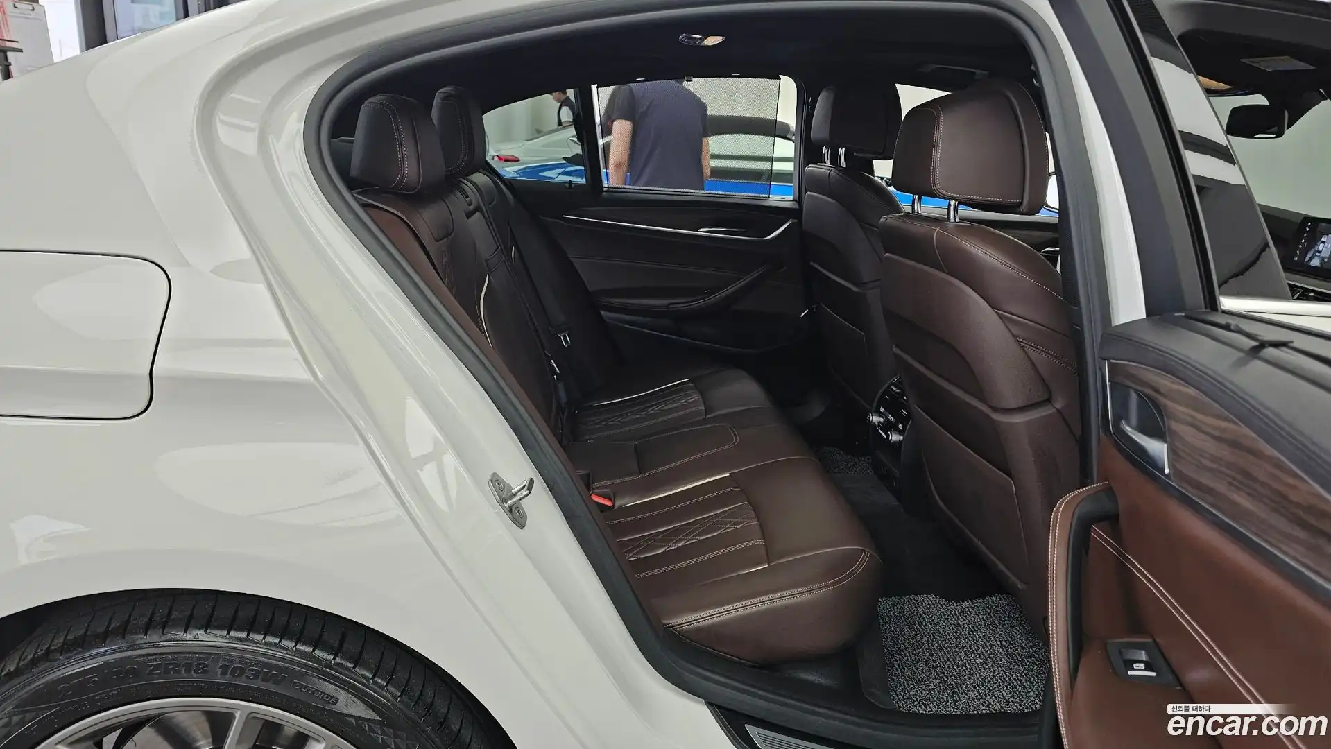 5-Series BMW 2018.1-OPTION-016