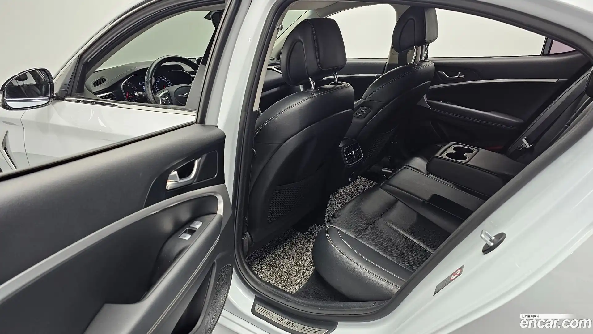 G70 Genesis 2018.3-OPTION-015