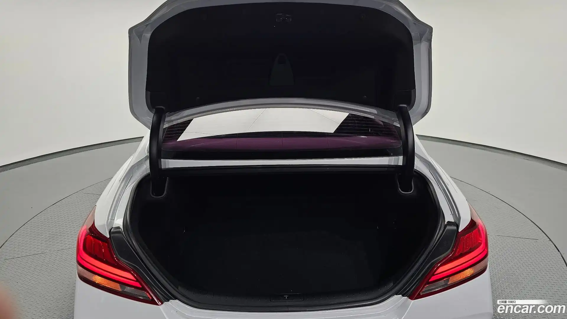 G70 Genesis 2018.3-OPTION-024